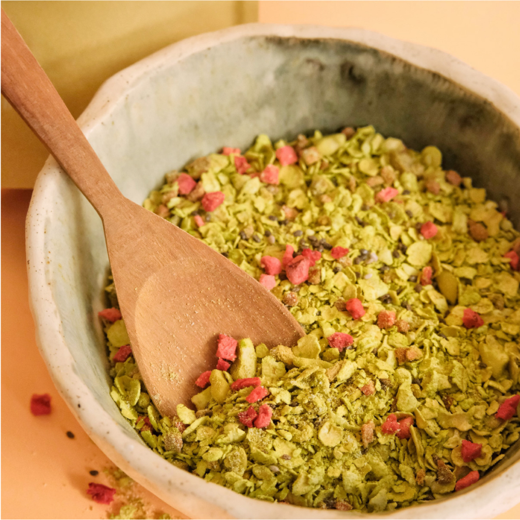 Granova - Oat Siap Seduh / Instant Oatmeal (Matcha Strawberry)
