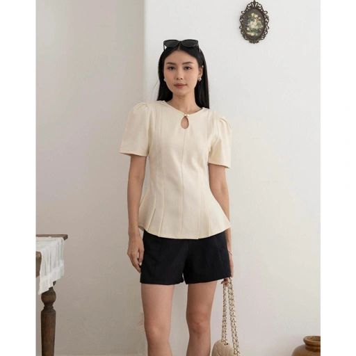 Image of IWEARGRACIE - Laurie Top / Blouse Wanita / Atasan Wanita / Fitted Top