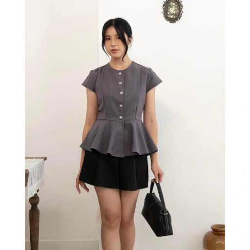 Image of IWEARGRACIE - Kyra Top / Atasan Wanita / Blouse Wanita
