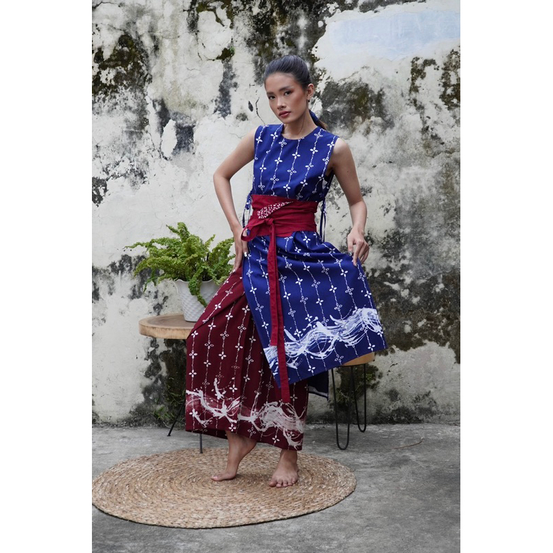 BOOLAO Kumeli Wrap Skirt Maroon (Rok Lilit Ikat Batik Kawung) - Merah Marun