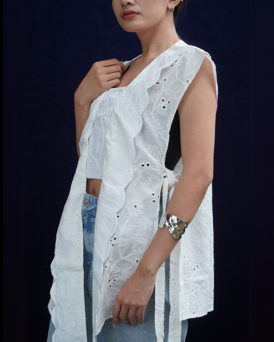 BOOLAO Kebaya Outer Terang Bulan Daisy Hako Detachable (Bongkar Pasang) - Broken White
