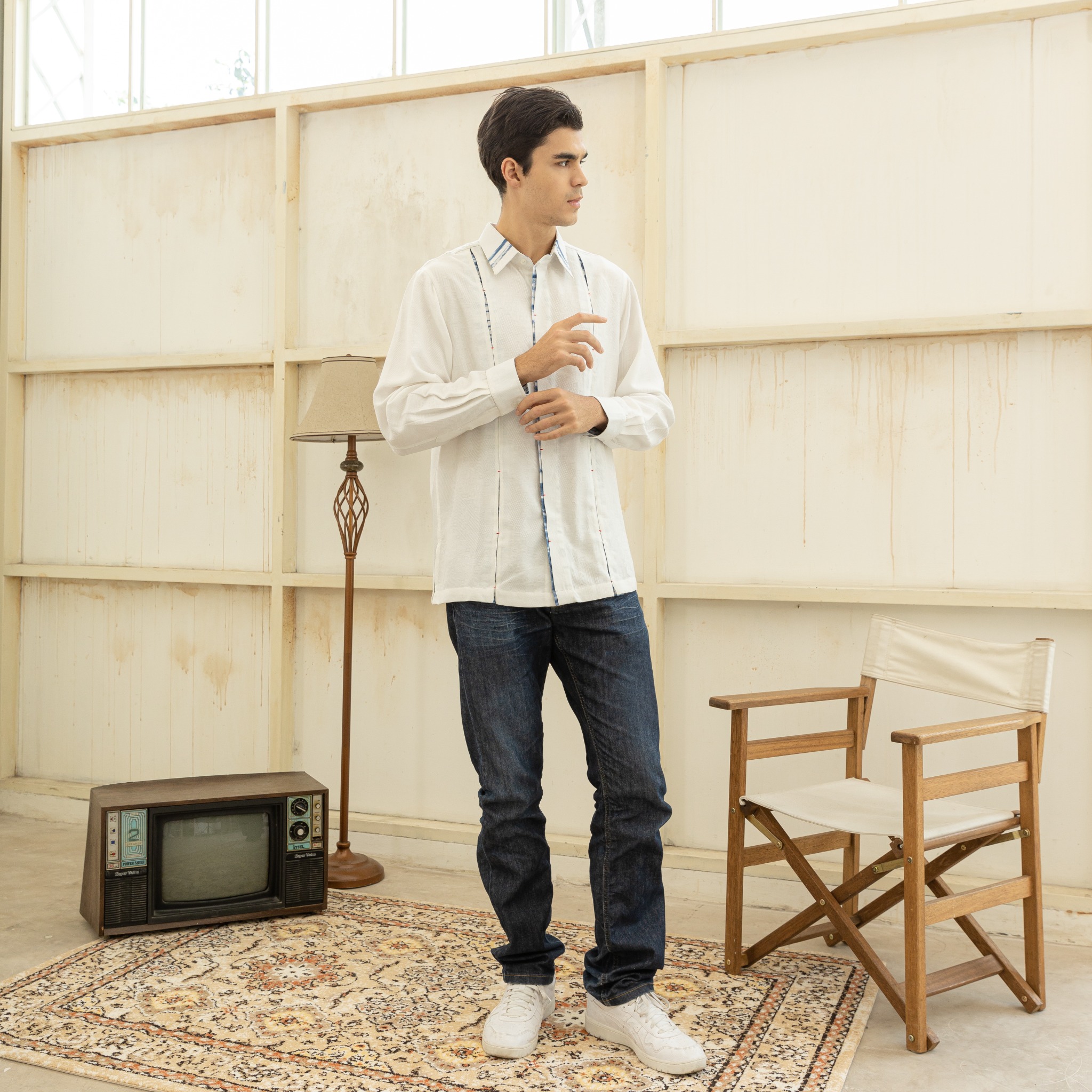 BOOLAO Kemeja Pria Glimpse Shibori - White Jacquard Batik