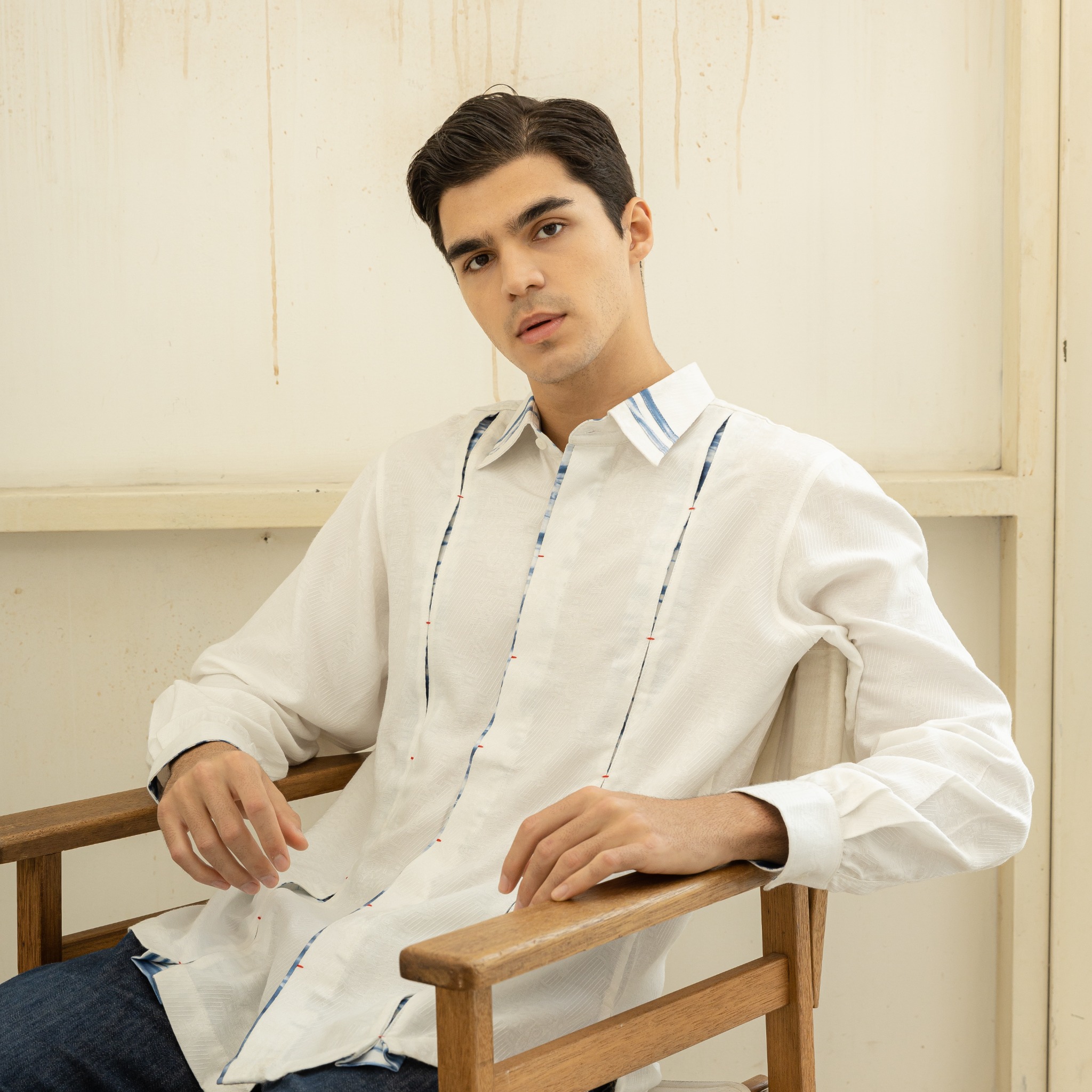 BOOLAO Kemeja Pria Glimpse Shibori - White Jacquard Batik