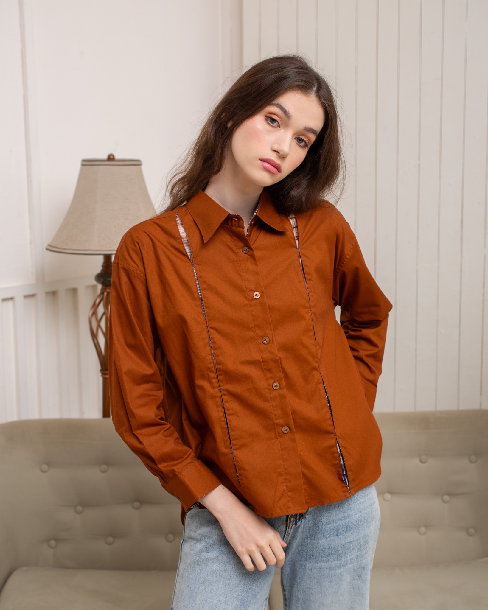 BOOLAO Kemeja Wanita Glimpse Shibori Tali - Brown Jacquard Batik