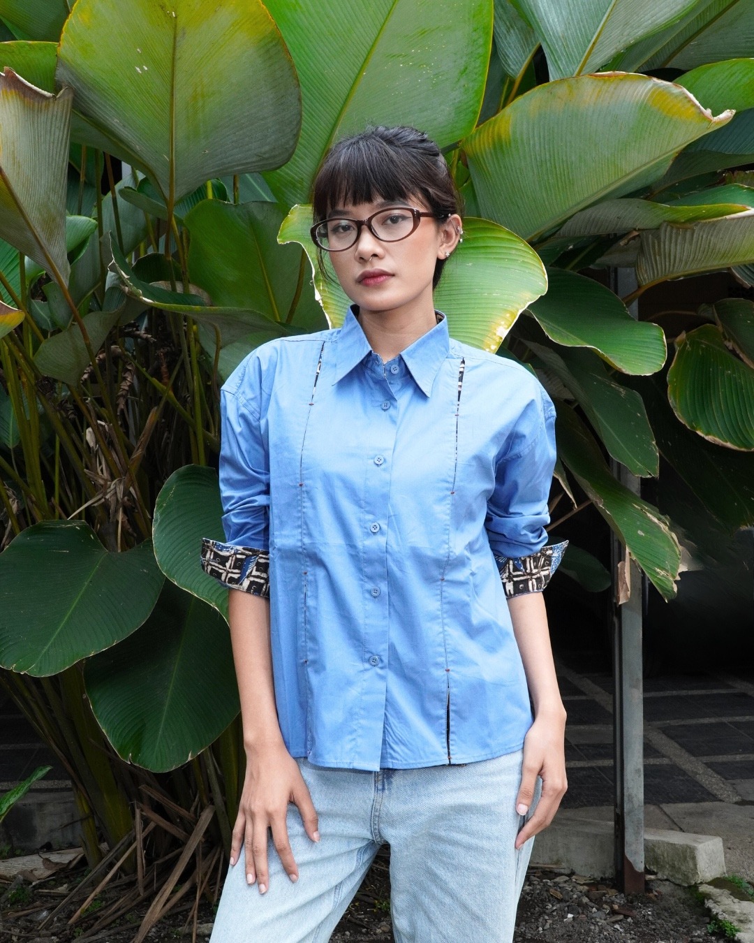 BOOLAO Kemeja Wanita Glimpse Shibori Tali - Blue Jacquard Batik