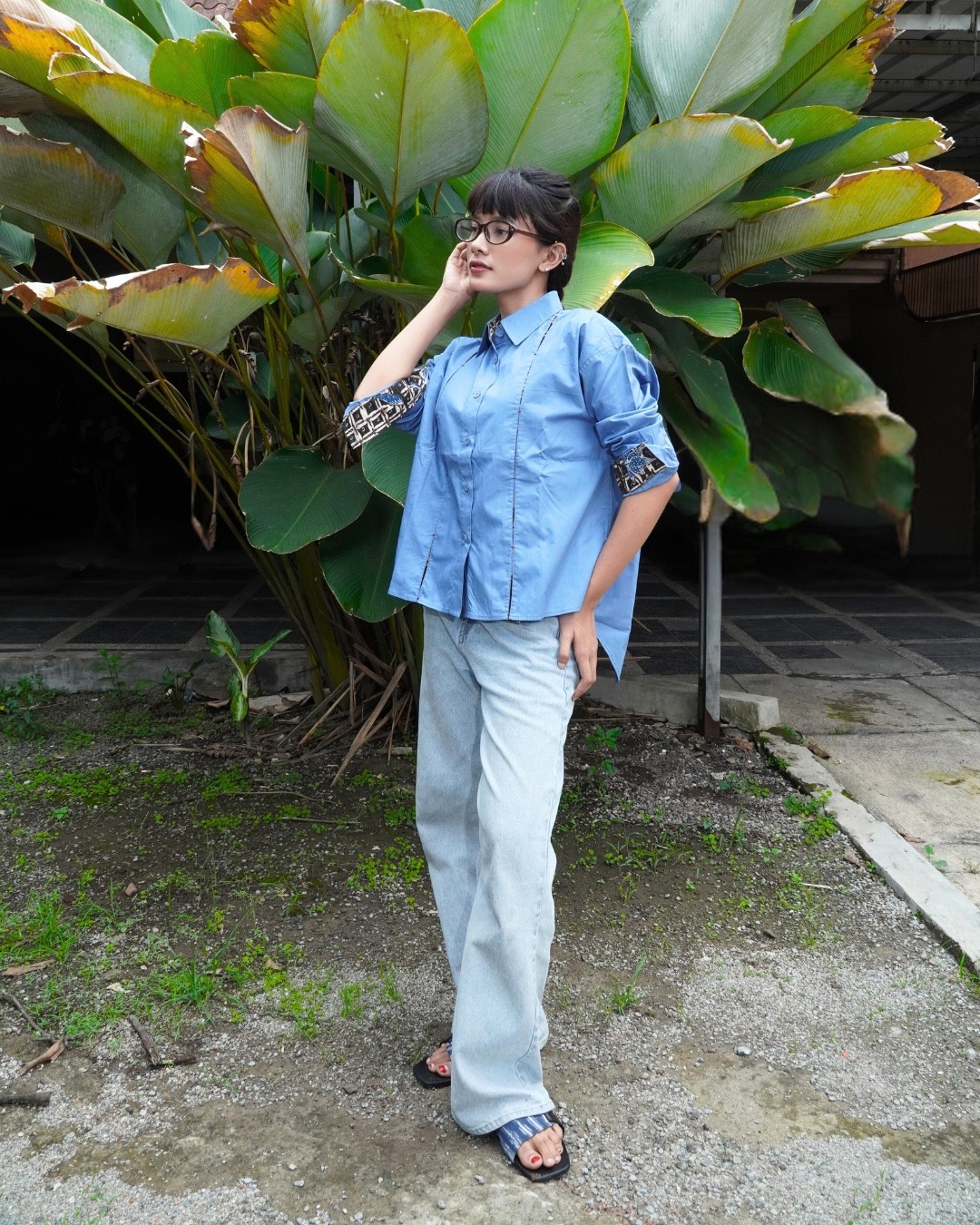 BOOLAO Kemeja Wanita Glimpse Shibori Tali - Blue Jacquard Batik