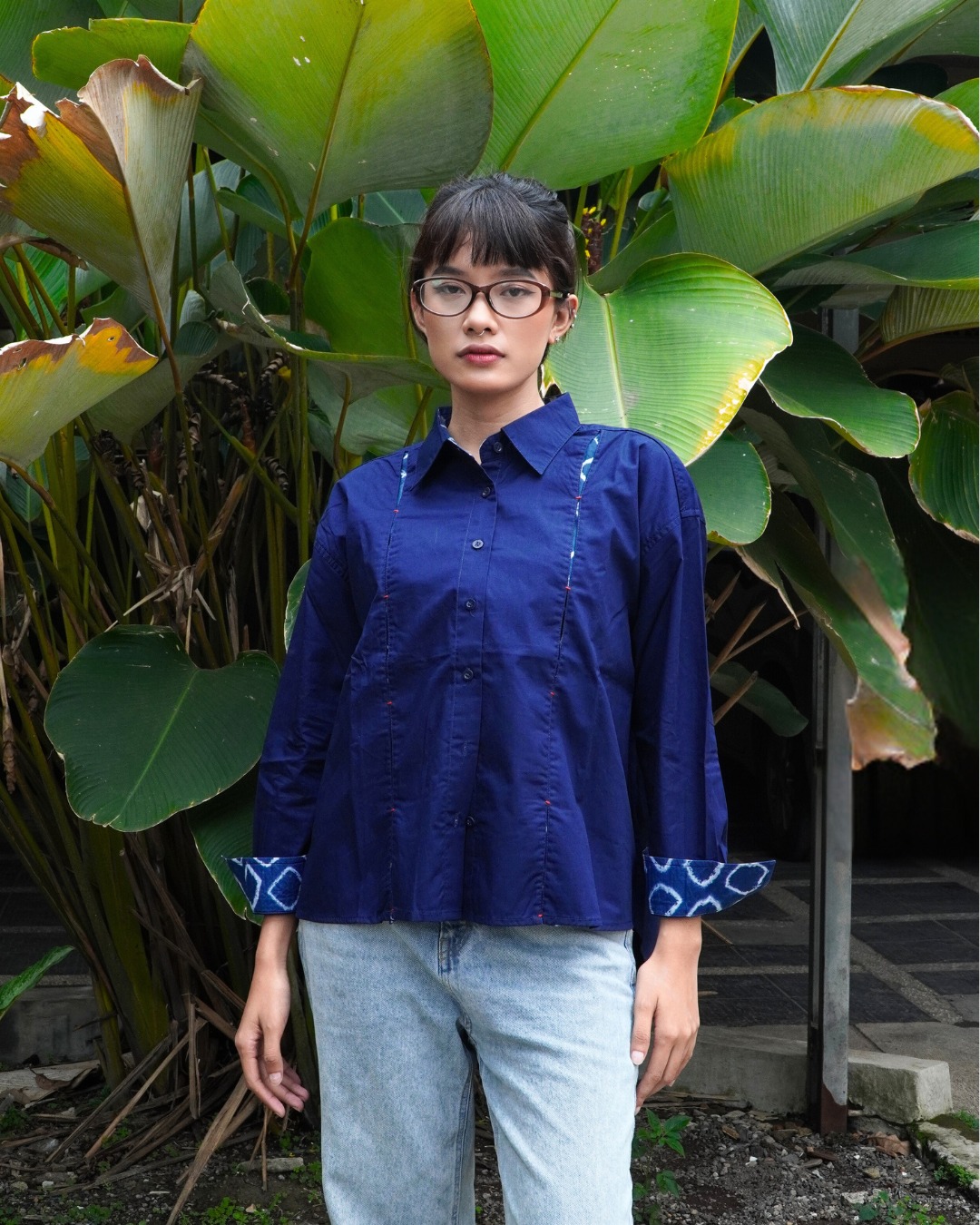 BOOLAO Kemeja Wanita Glimpse Shibori Tali - Blue Navy Jacquard Batik