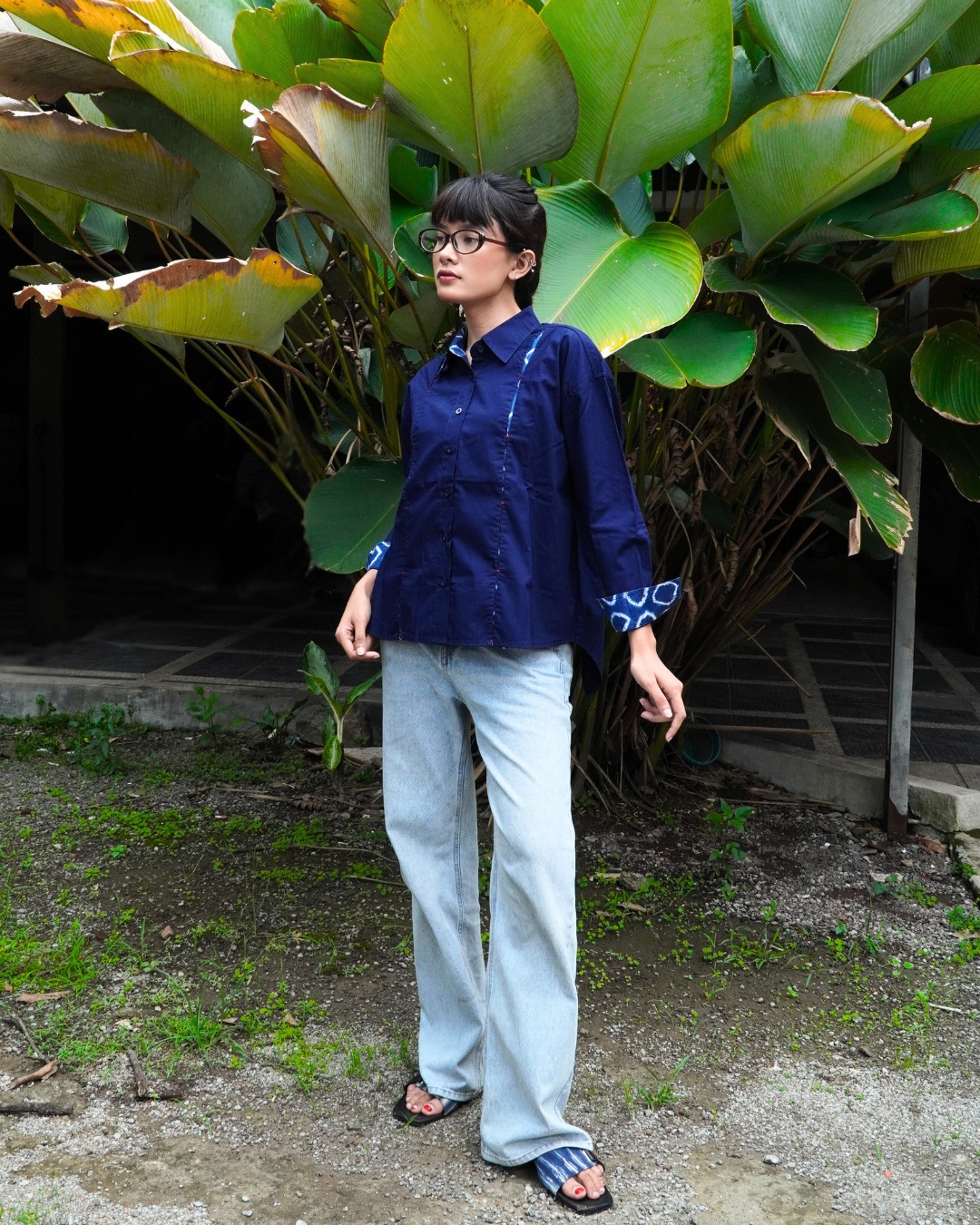 BOOLAO Kemeja Wanita Glimpse Shibori Tali - Blue Navy Jacquard Batik