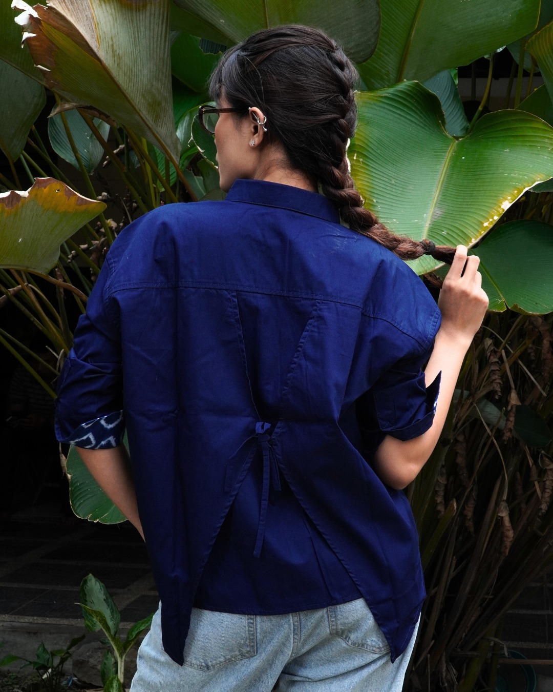 BOOLAO Kemeja Wanita Glimpse Shibori Tali - Blue Navy Jacquard Batik