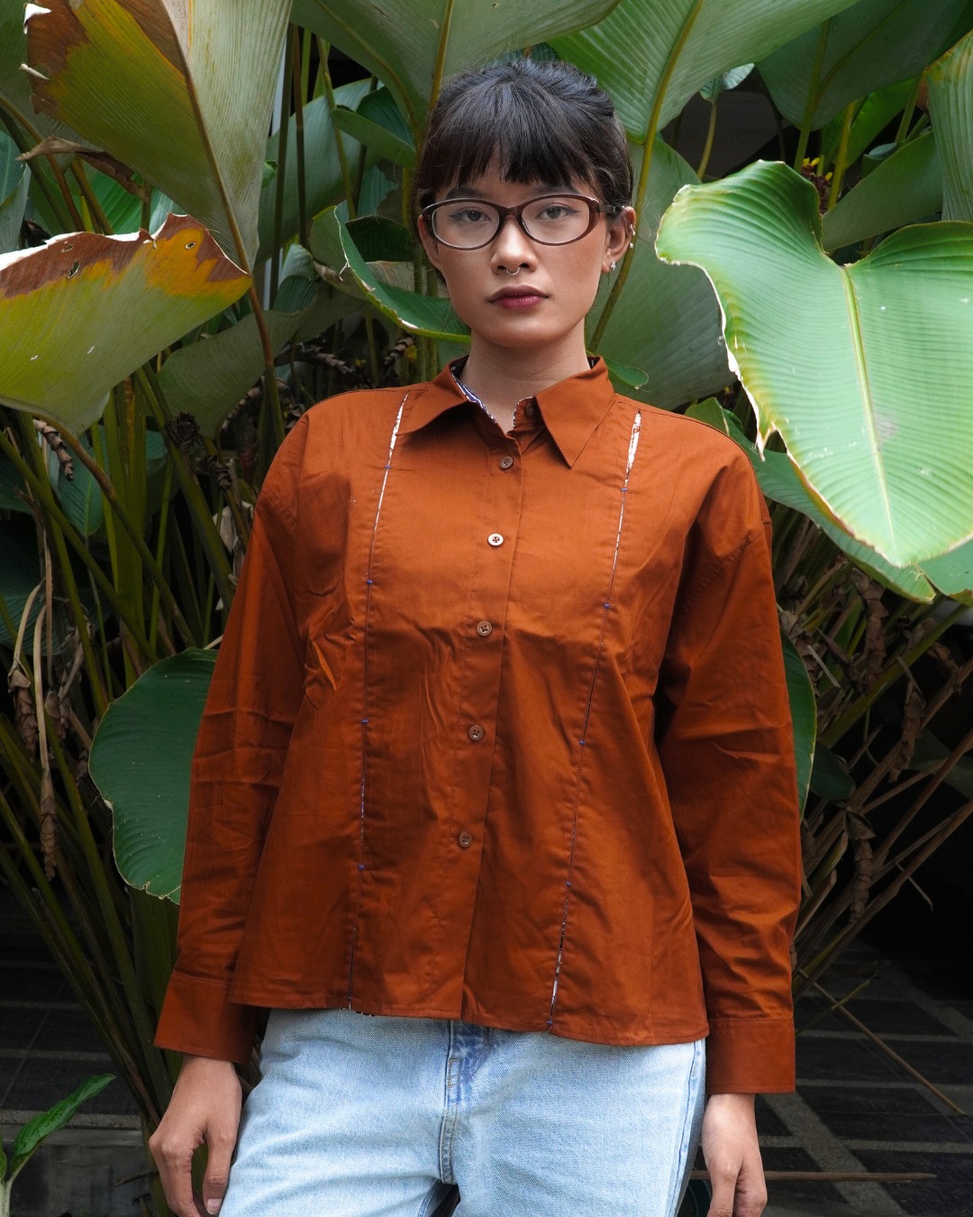 BOOLAO Kemeja Wanita Glimpse Shibori - Brown Jacquard Batik