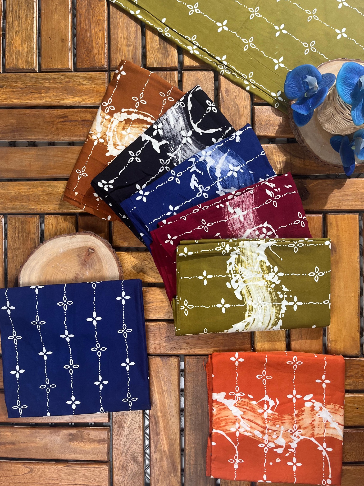 BOOLAO Kain Batik Cap Lukis Kumeli