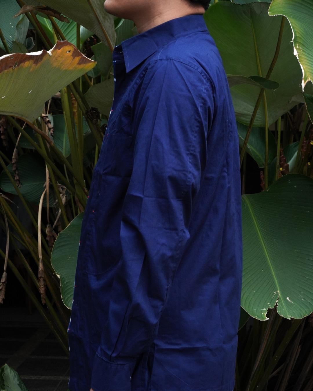 BOOLAO Kemeja Pria Glimpse Shibori -Navy Blue Jacquard Batik 
