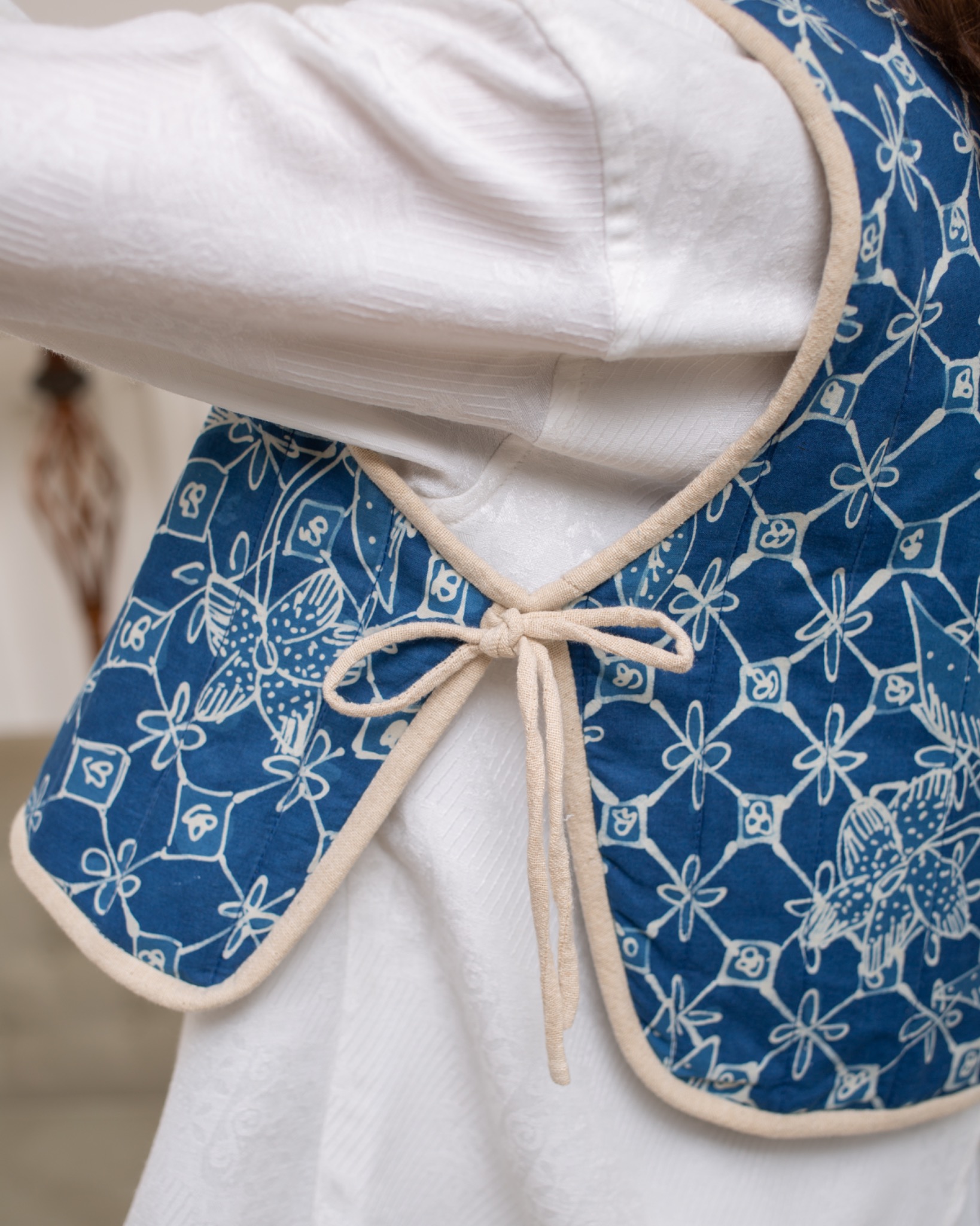 BOOLAO Puffy Ethnic Batik Vest