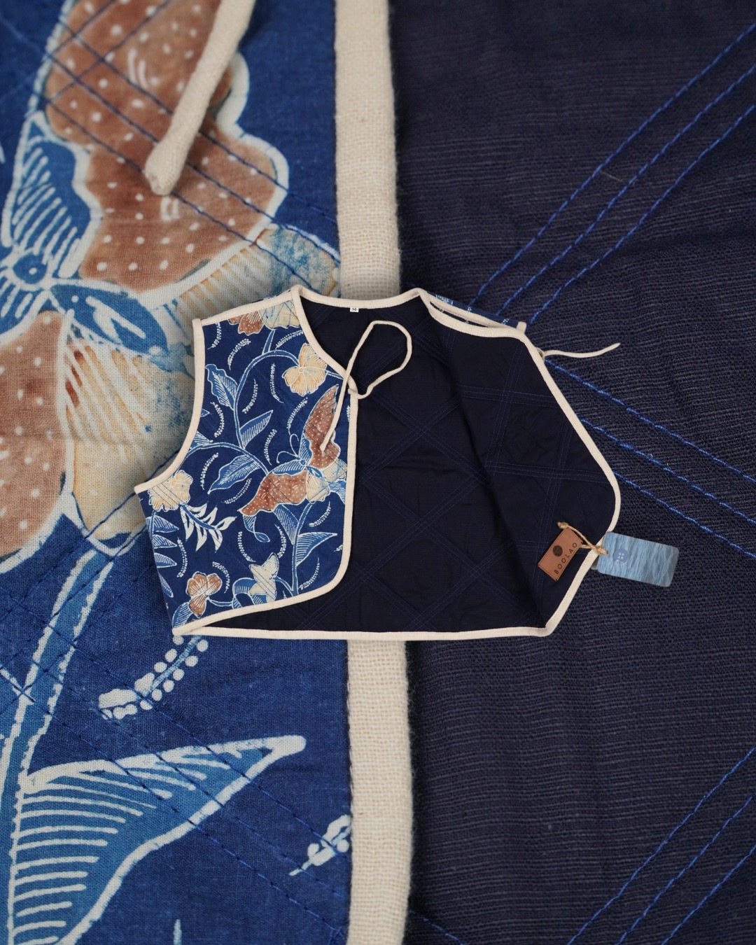 BOOLAO Puffy Ethnic Batik Vest