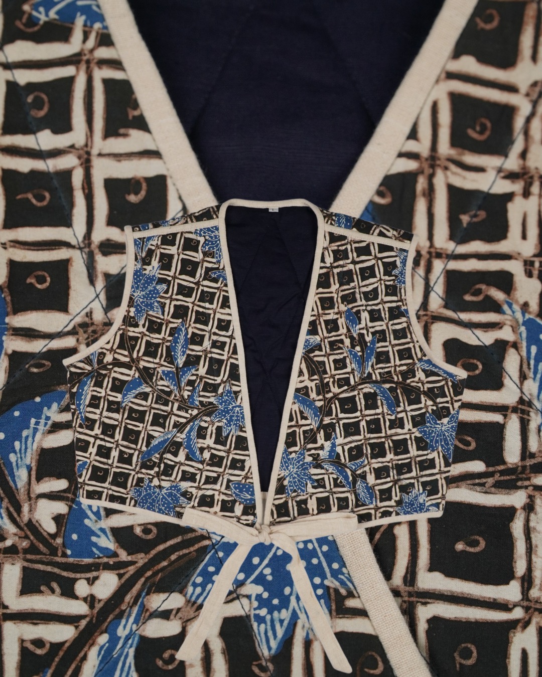 BOOLAO Puffy Ethnic Batik Vest