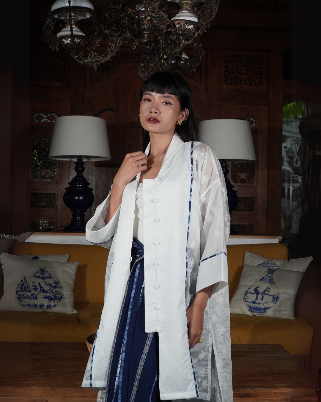 BOOLAO Kebaya Brukat Gurat White