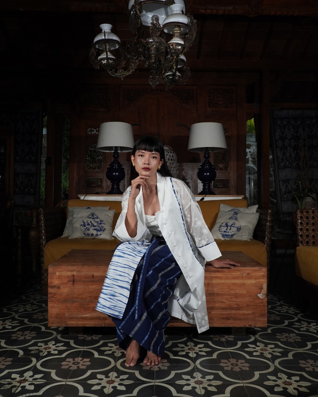 BOOLAO Kebaya Brukat Gurat White