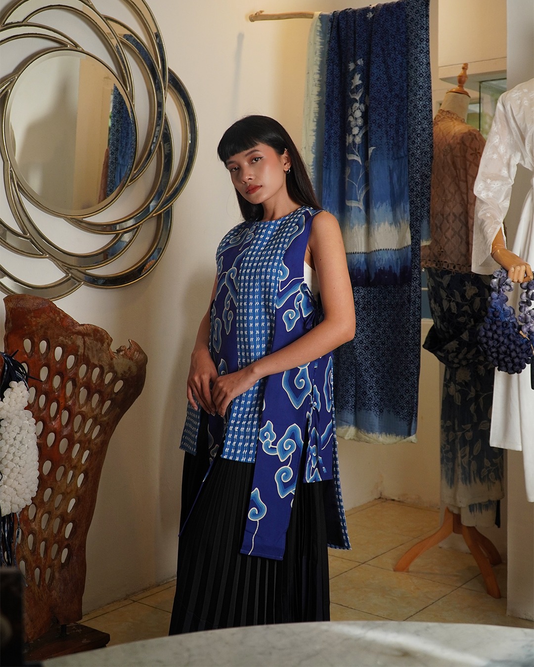 BOOLAO Vest Sambung Mega Mendung Tenun Blue Ocean