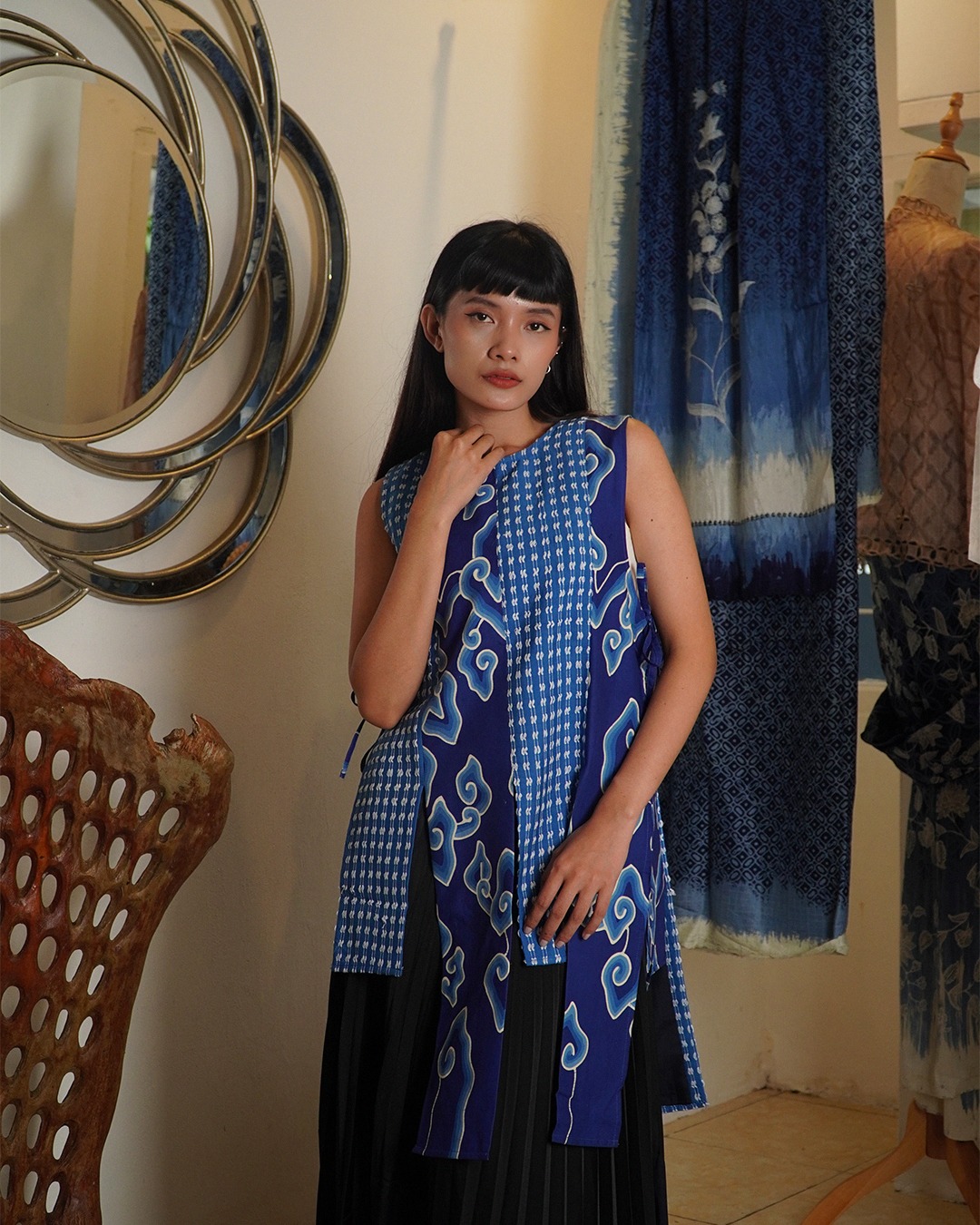 BOOLAO Vest Sambung Mega Mendung Tenun Blue Ocean