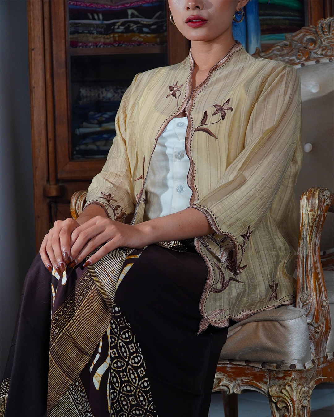 Djaline by Boolao Kebaya Anggrek Brown