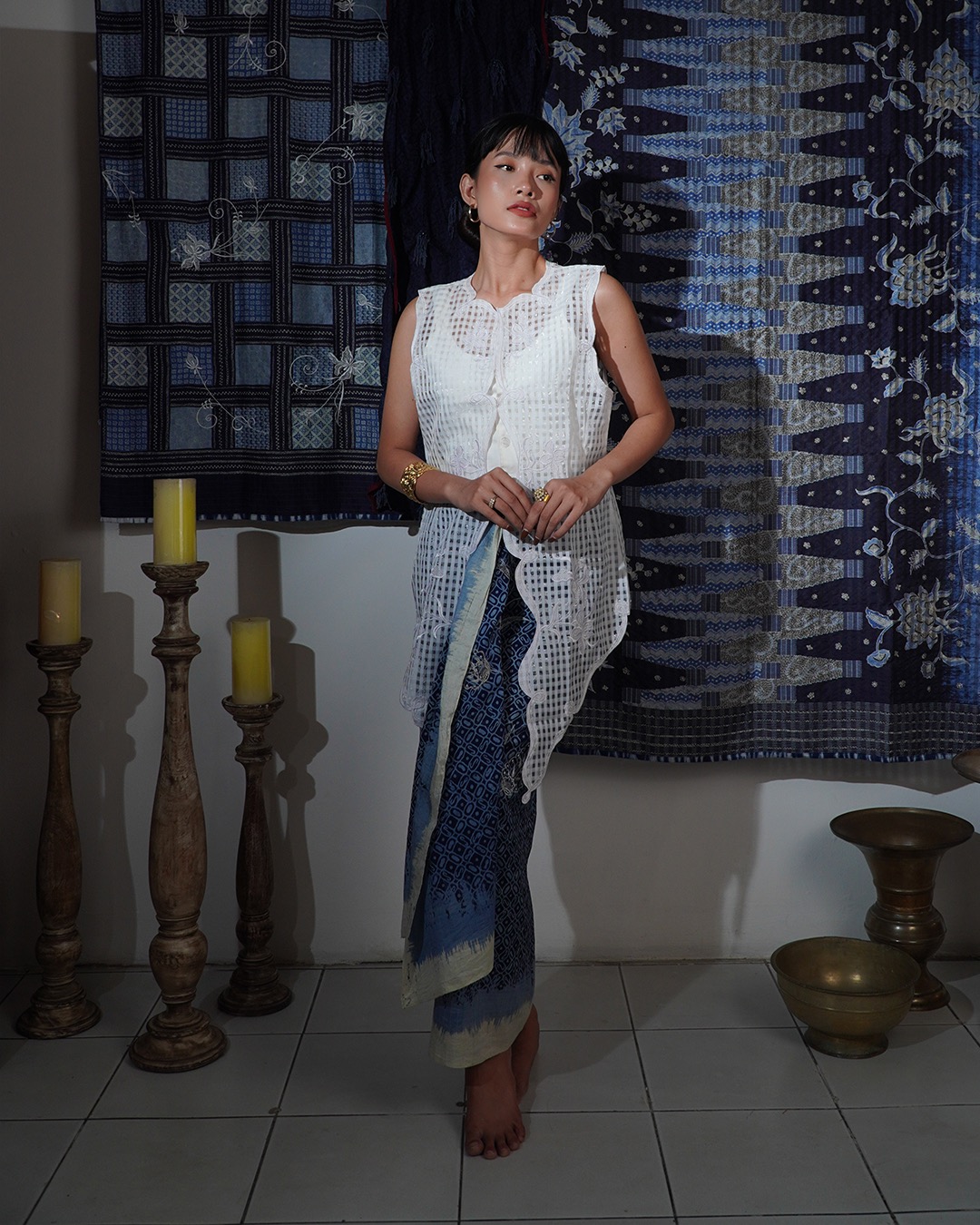 Djaline by Boolao Kebaya Vest Anggrek Bulan White