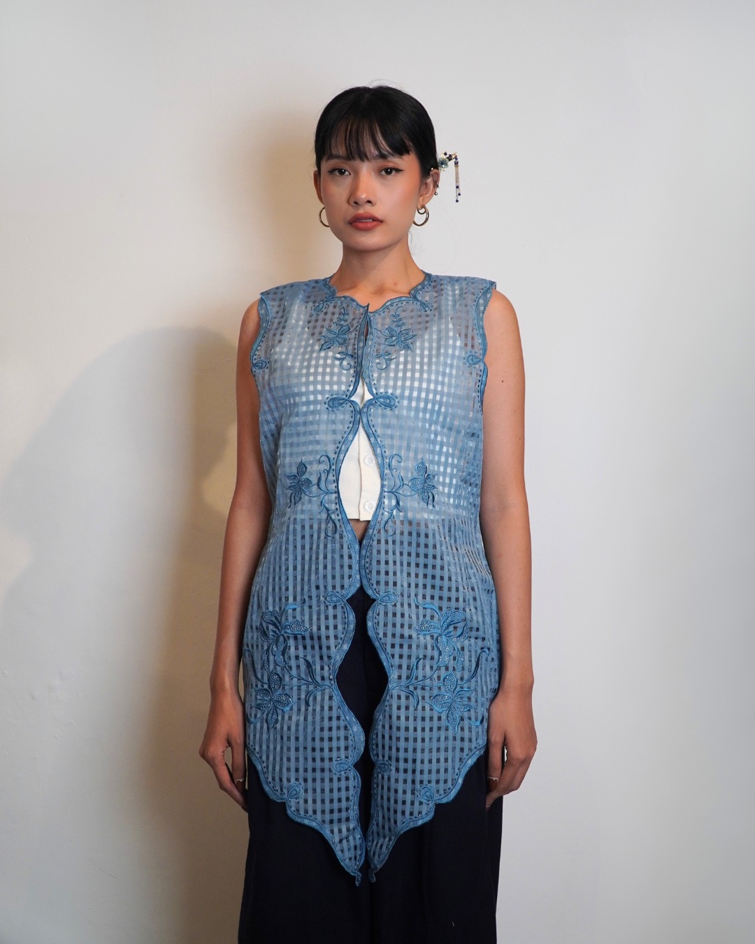 Djaline by Boolao Kebaya Anggrek Bulan Navy