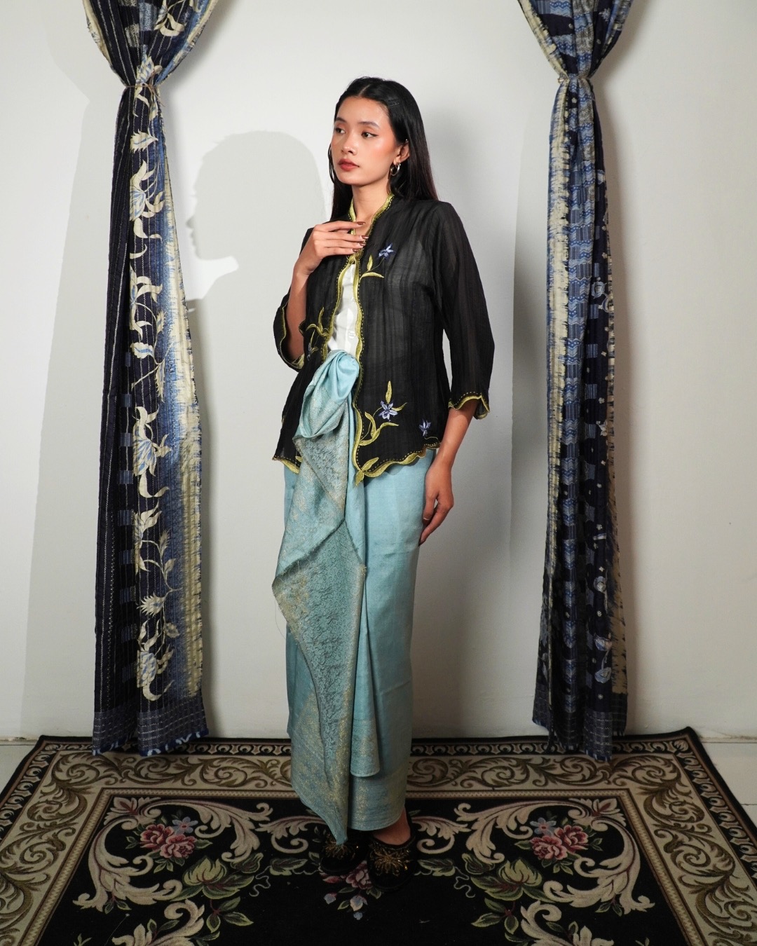 Djaline by Boolao Kebaya Anggrek BLACK