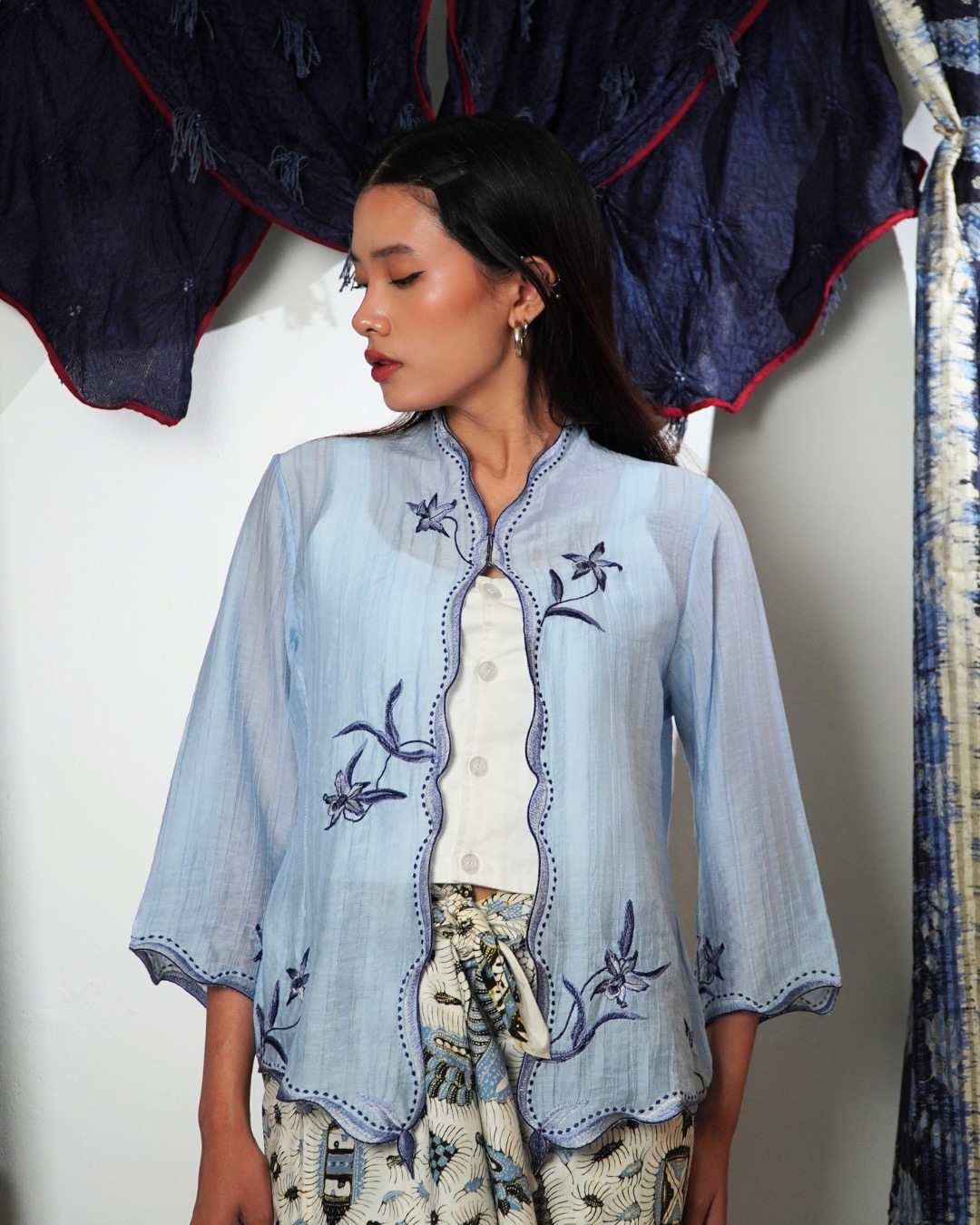 Djaline by Boolao Kebaya Anggrek BLUE