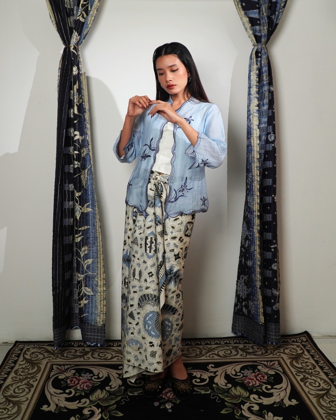 Djaline by Boolao Kebaya Anggrek BLUE