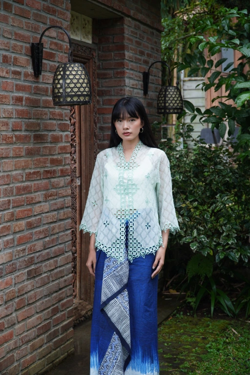 Image of BOOLAO Kebaya Seribu Kawung - Mint