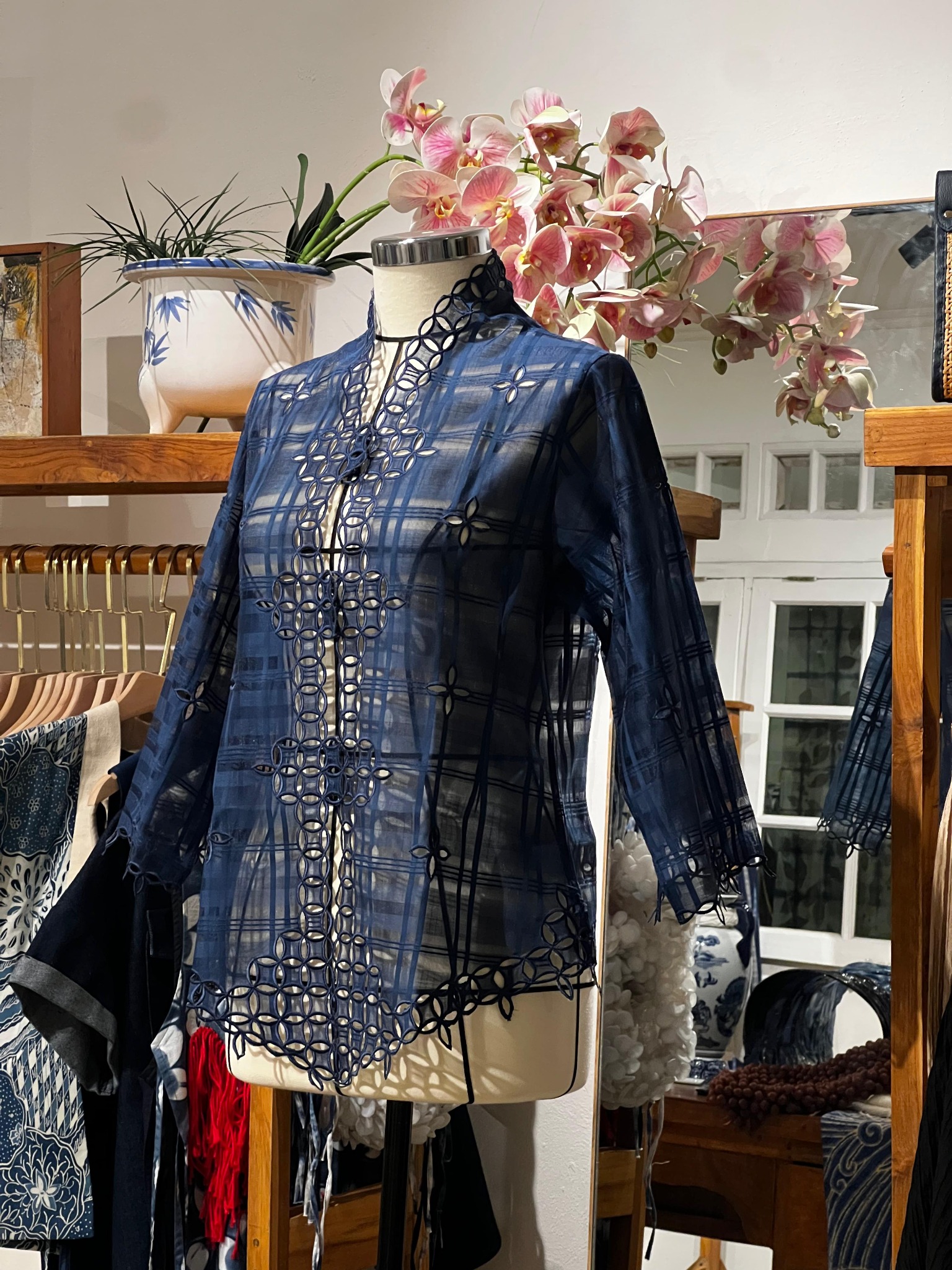 Kebaya Seribu Kawung - Navy