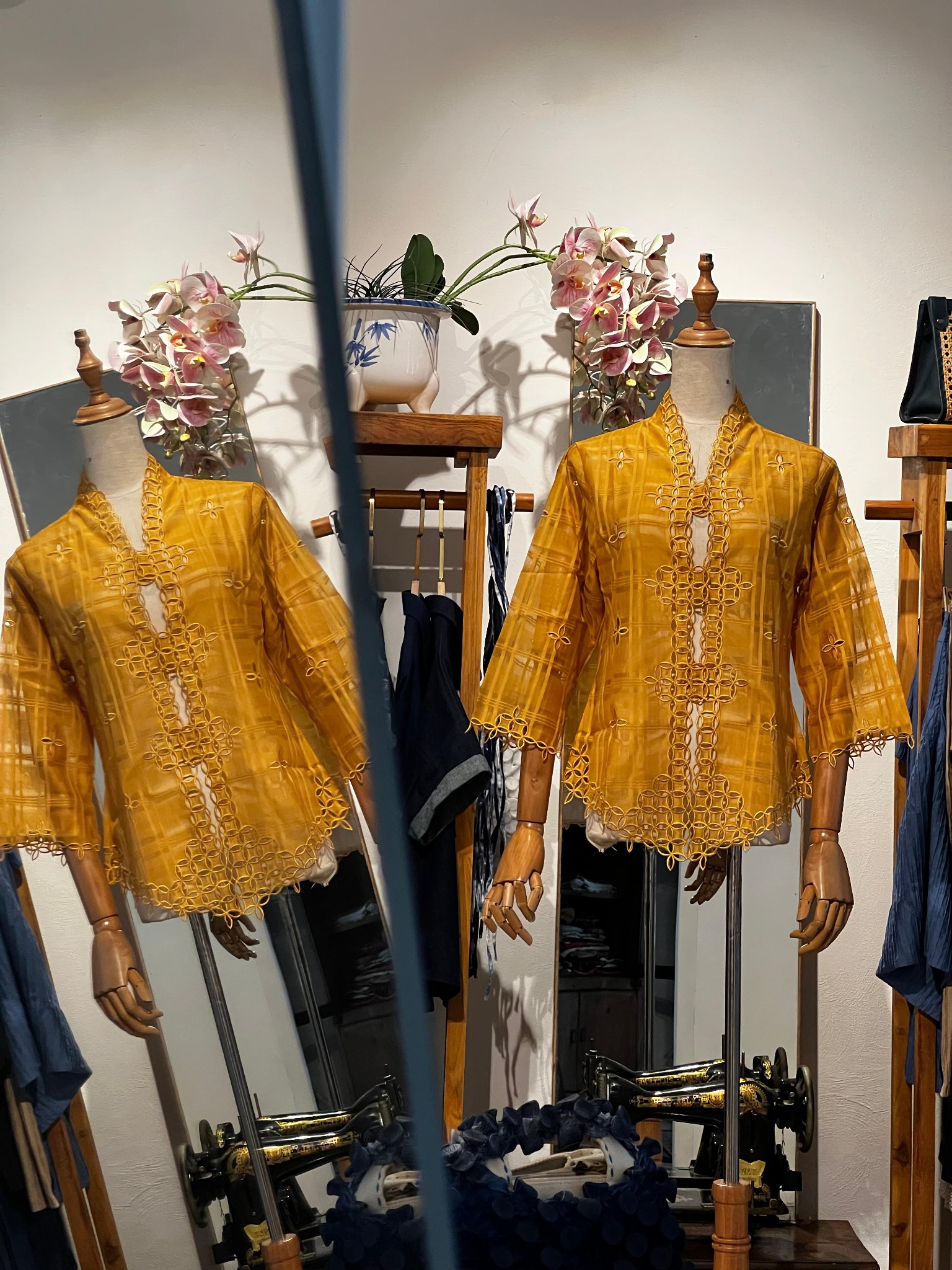 Kebaya Seribu Kawung - Kuning