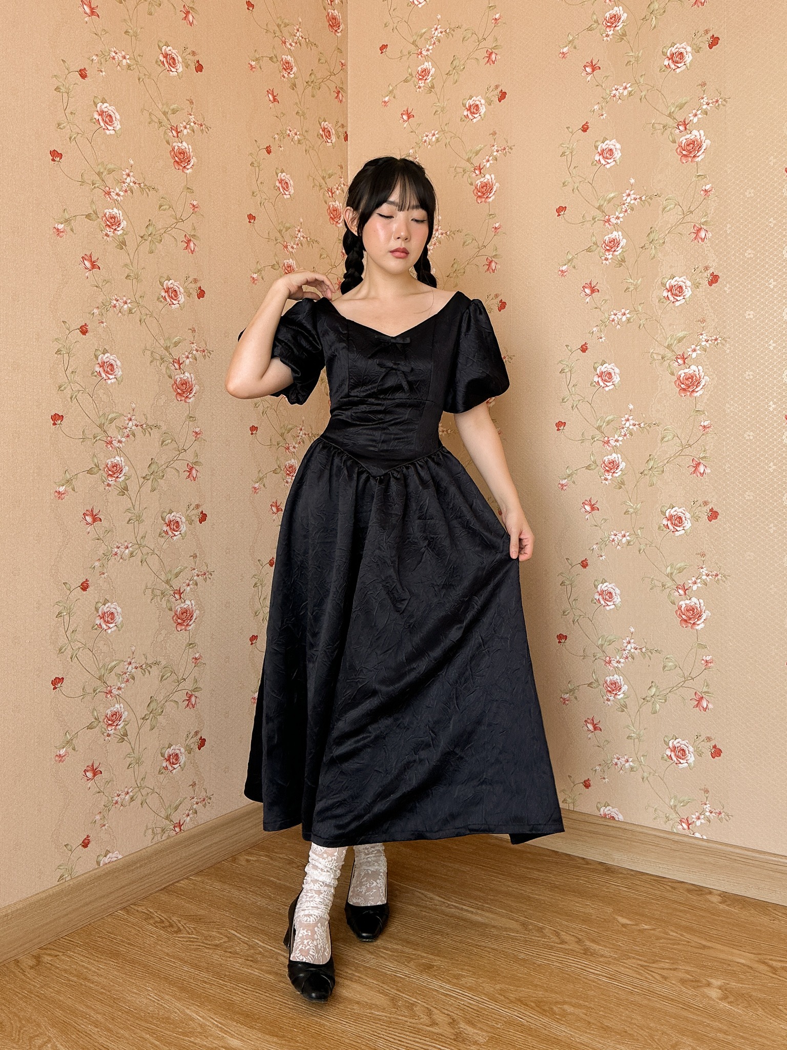 Royal Dress in Black