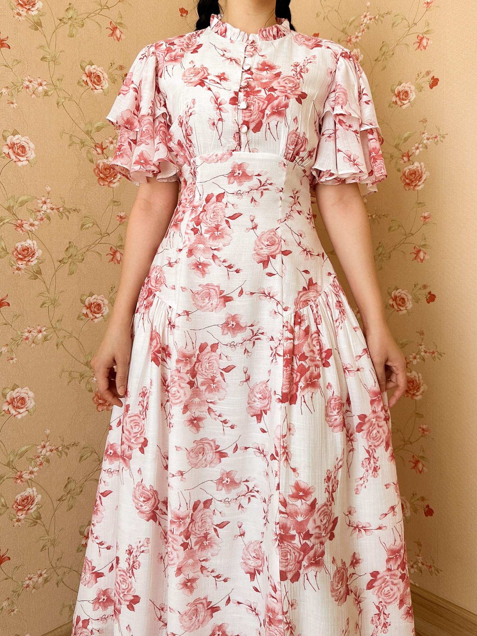 Rosalia Dress in White and Red Floral