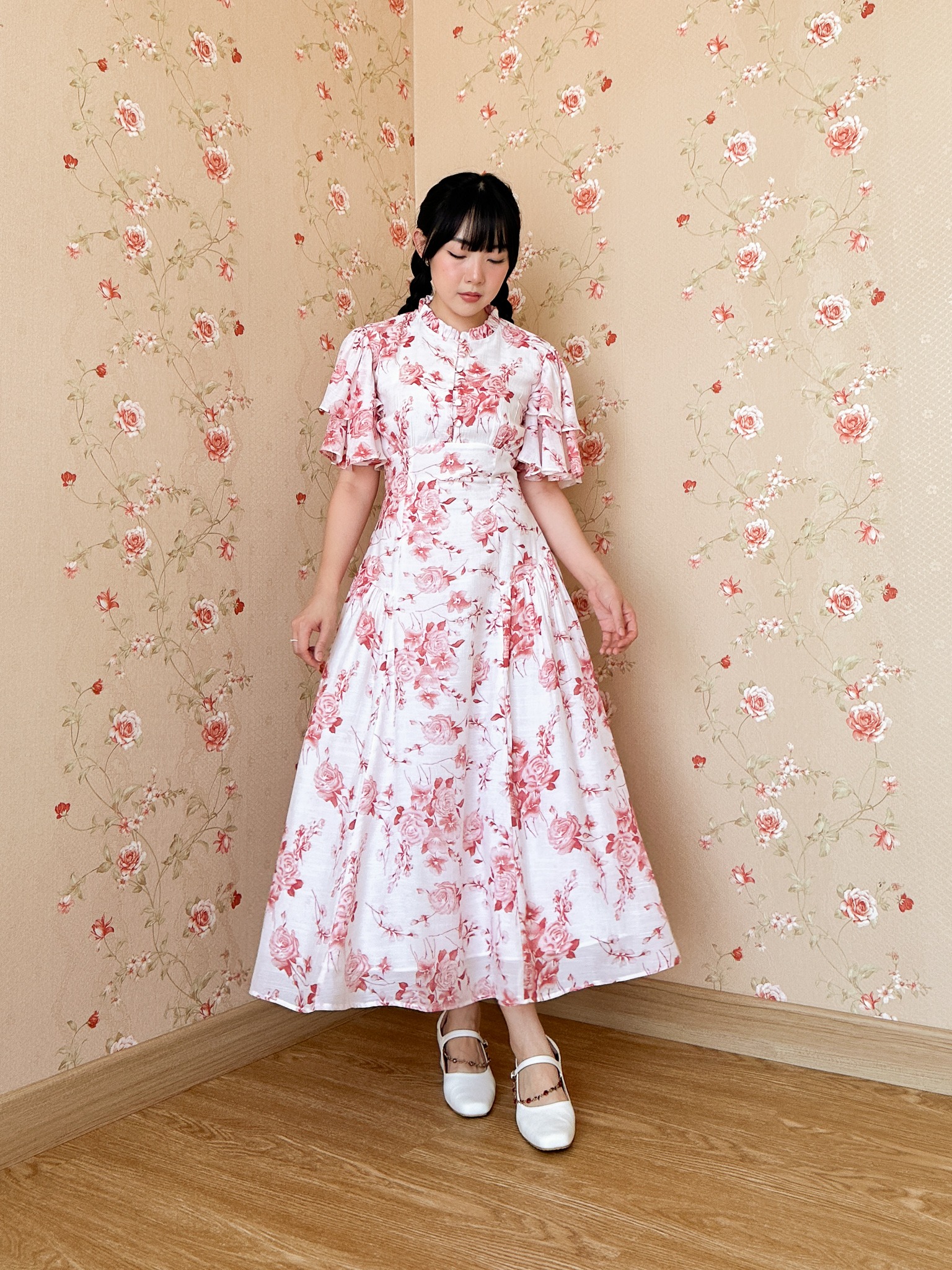 Rosalia Dress in White and Red Floral