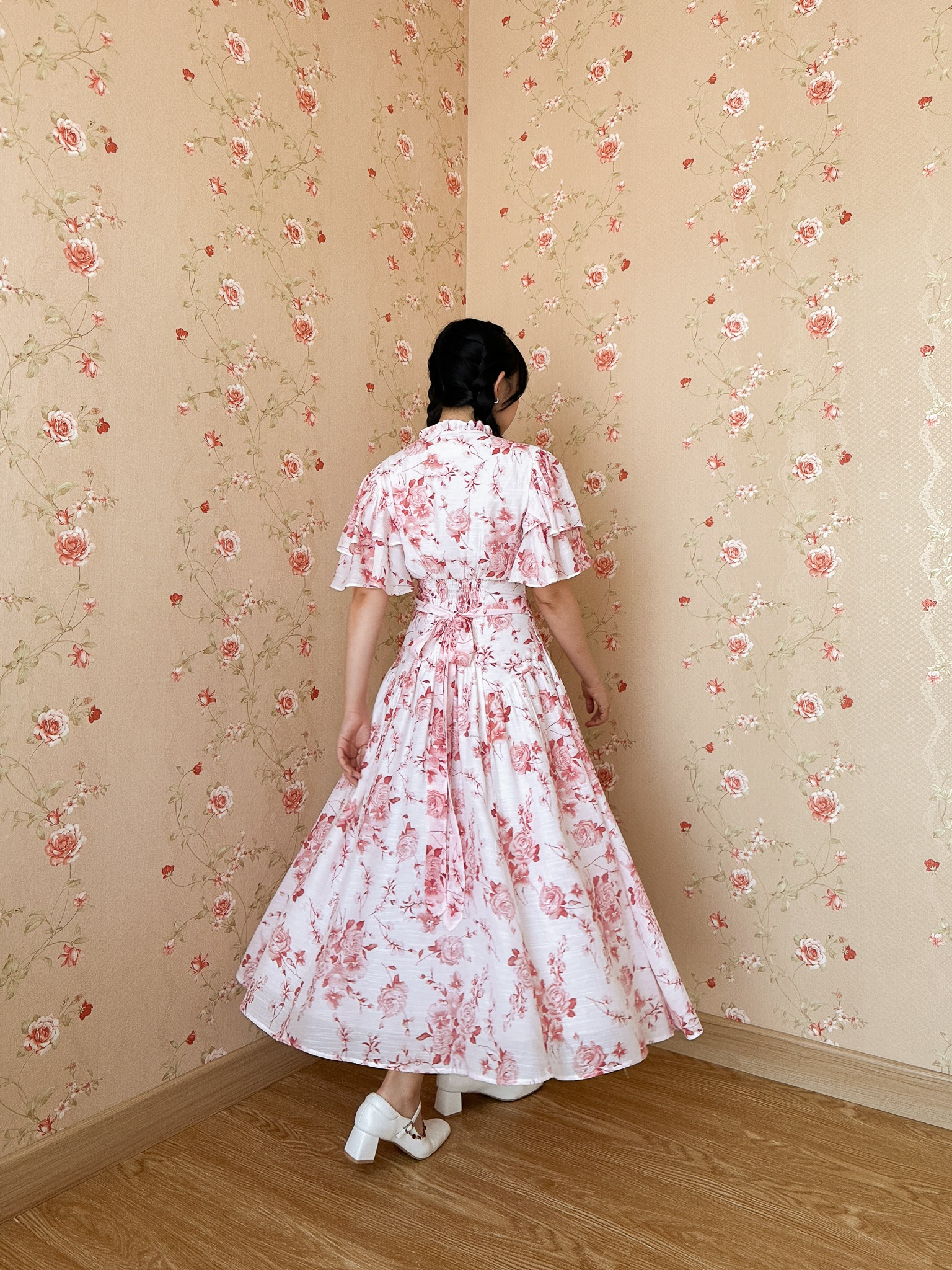 Rosalia Dress in White and Red Floral