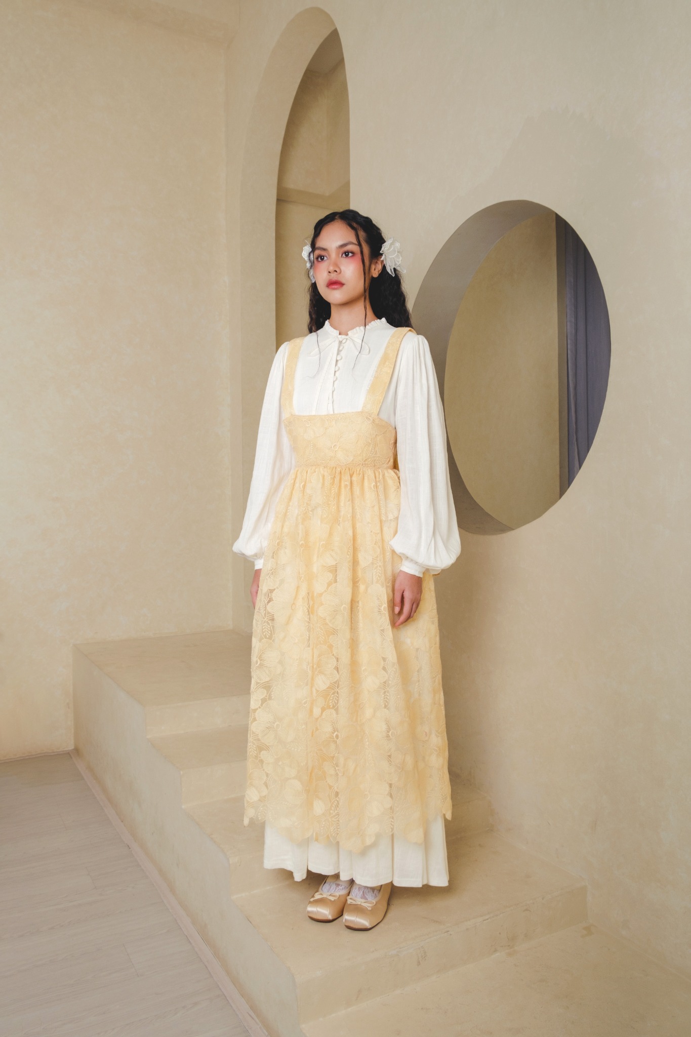 Bloom Apron in Cream