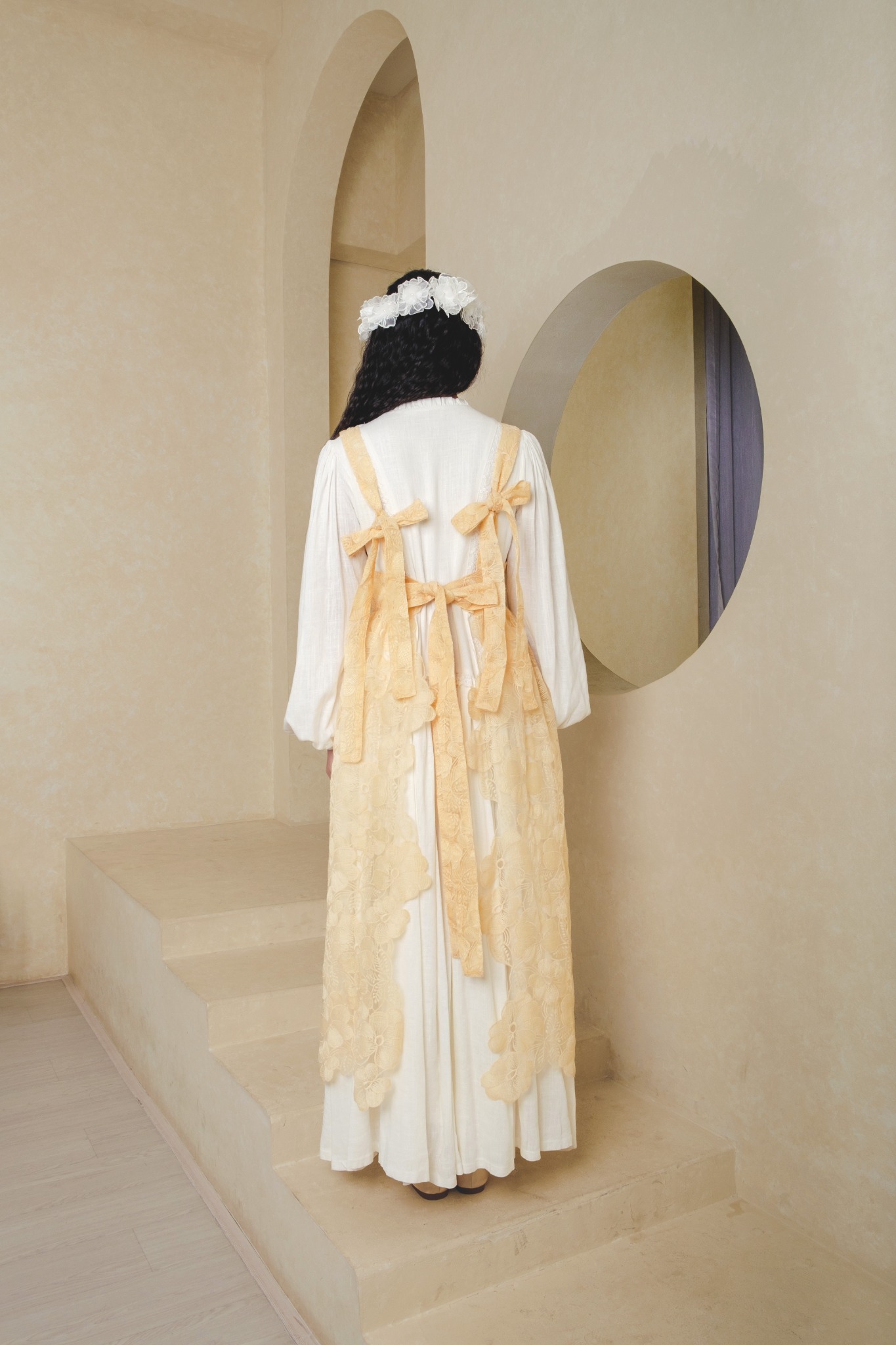 Bloom Apron in Cream