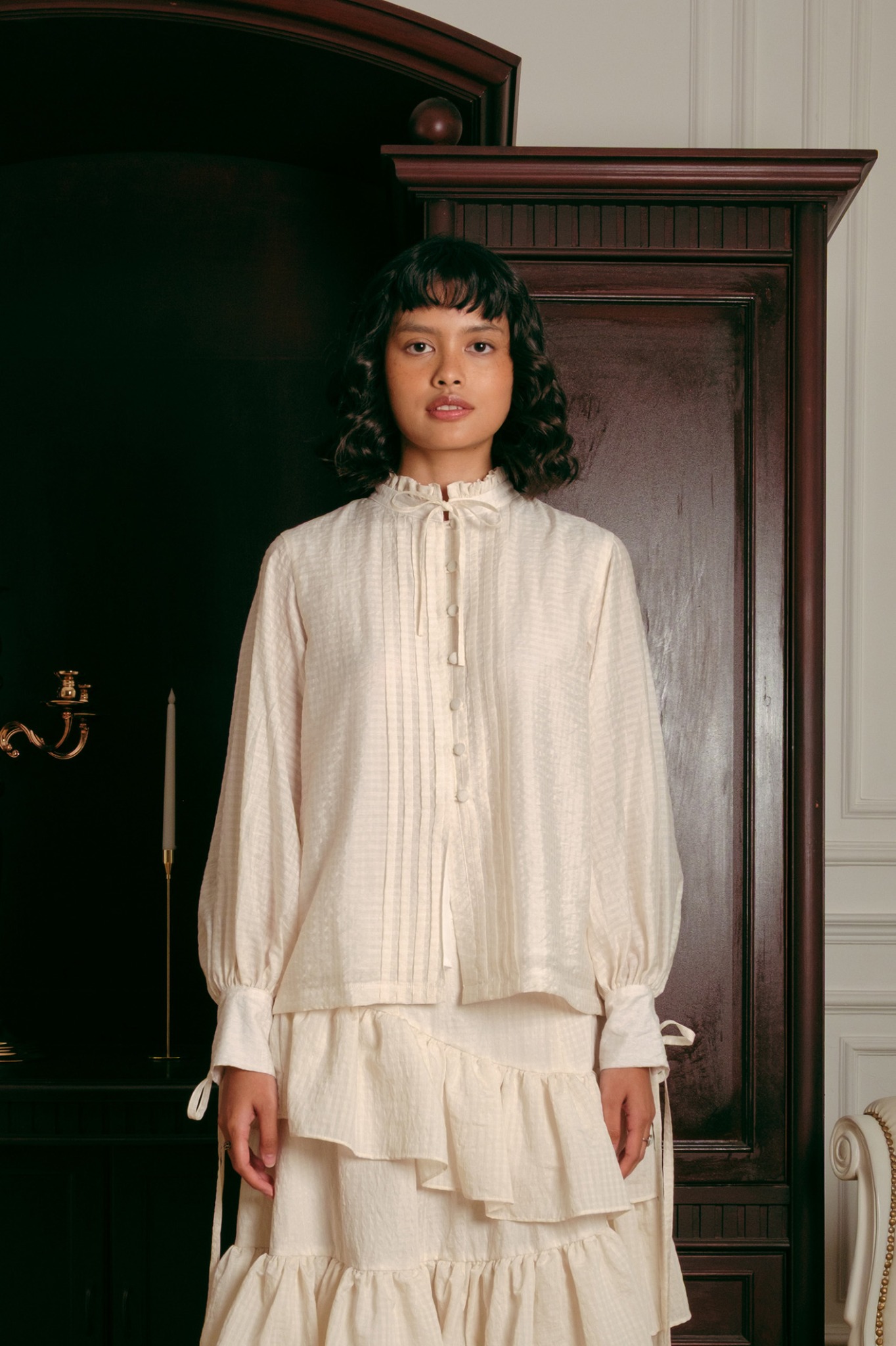 Victoria Blouse in Beige