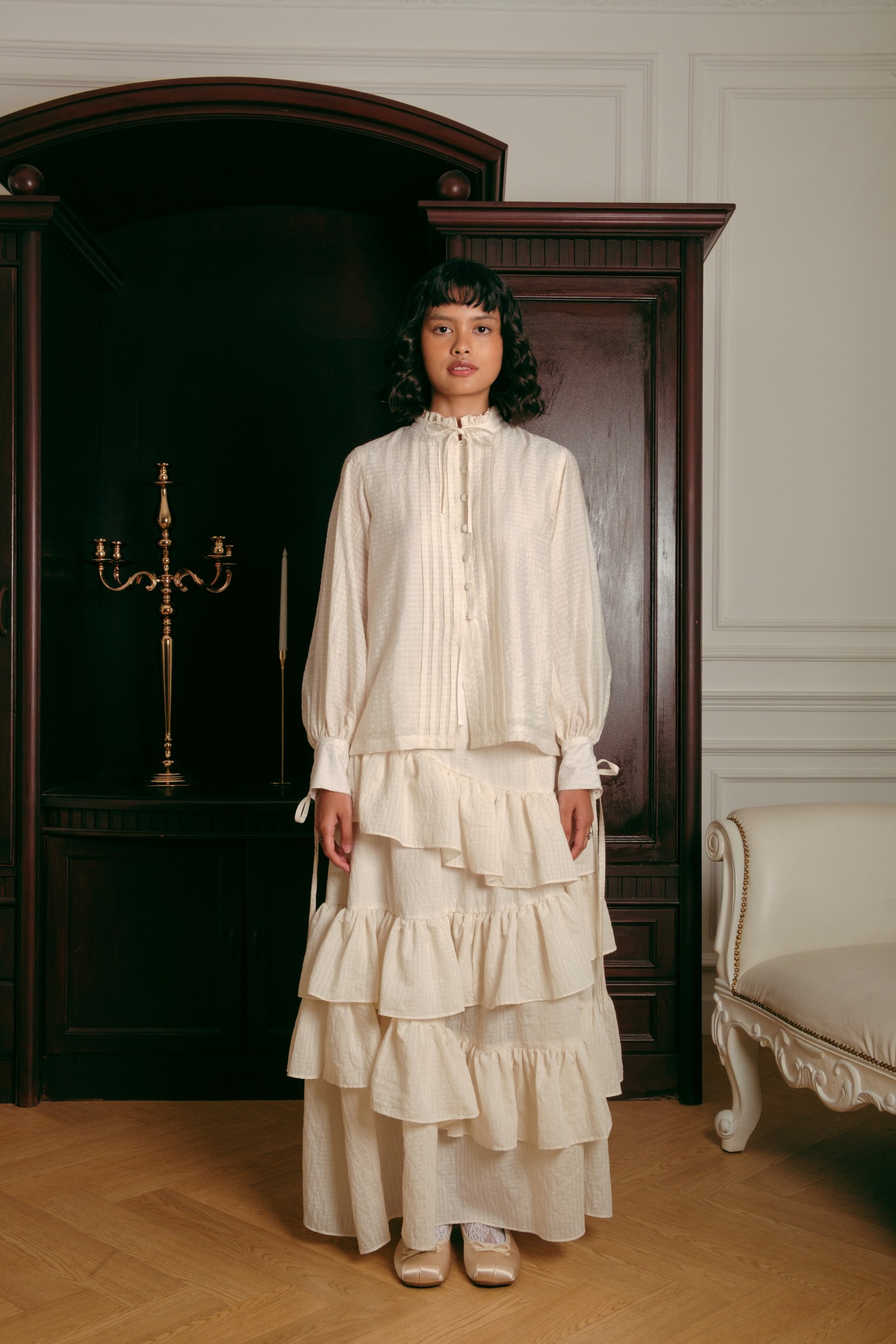 Victoria Blouse in Beige