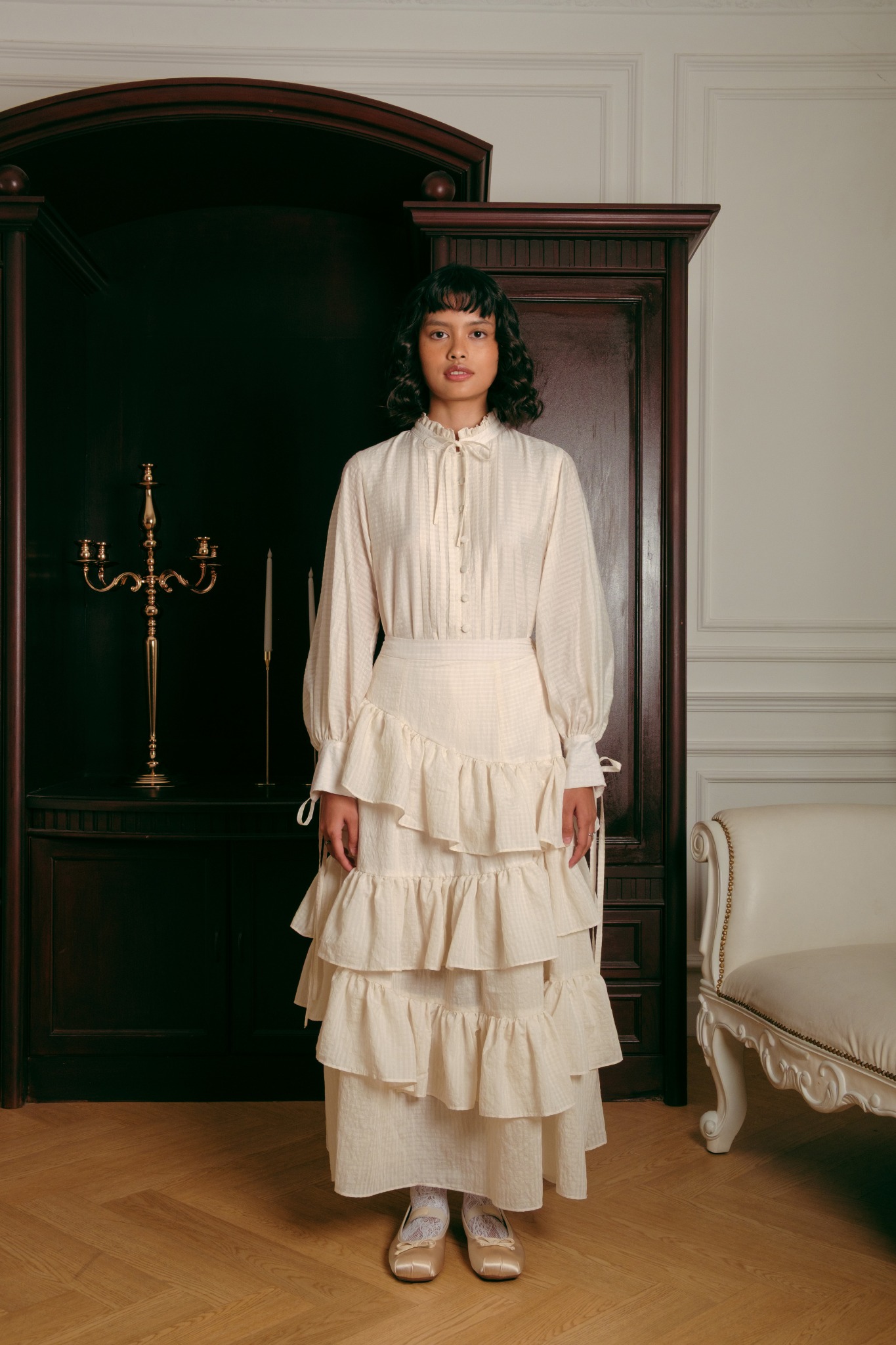 Victoria Blouse in Beige