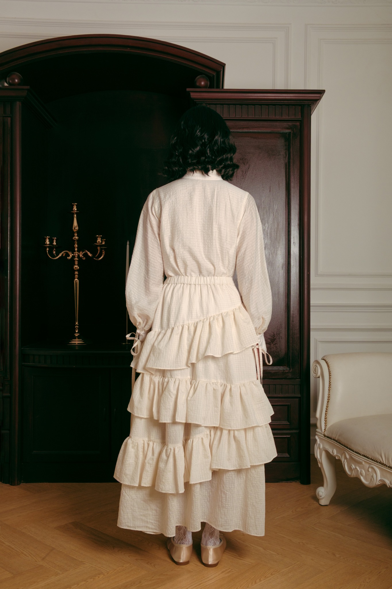 Victoria Blouse in Beige