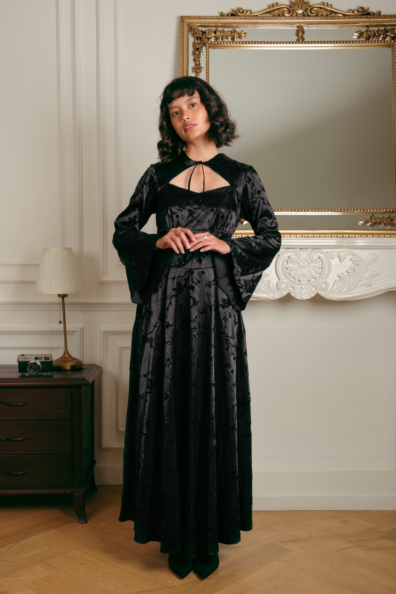 Morticia Dress in Black