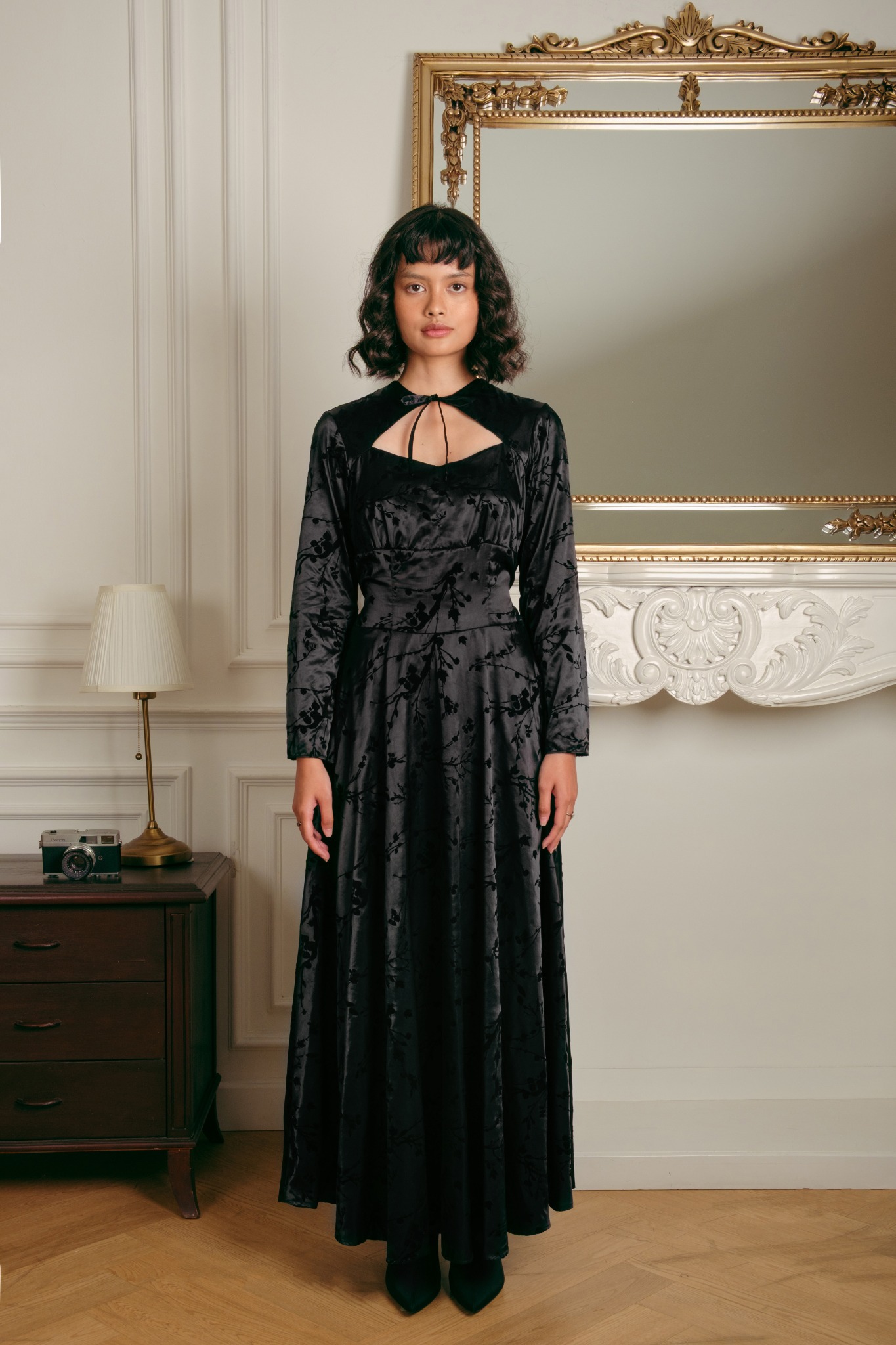 Morticia Dress in Black