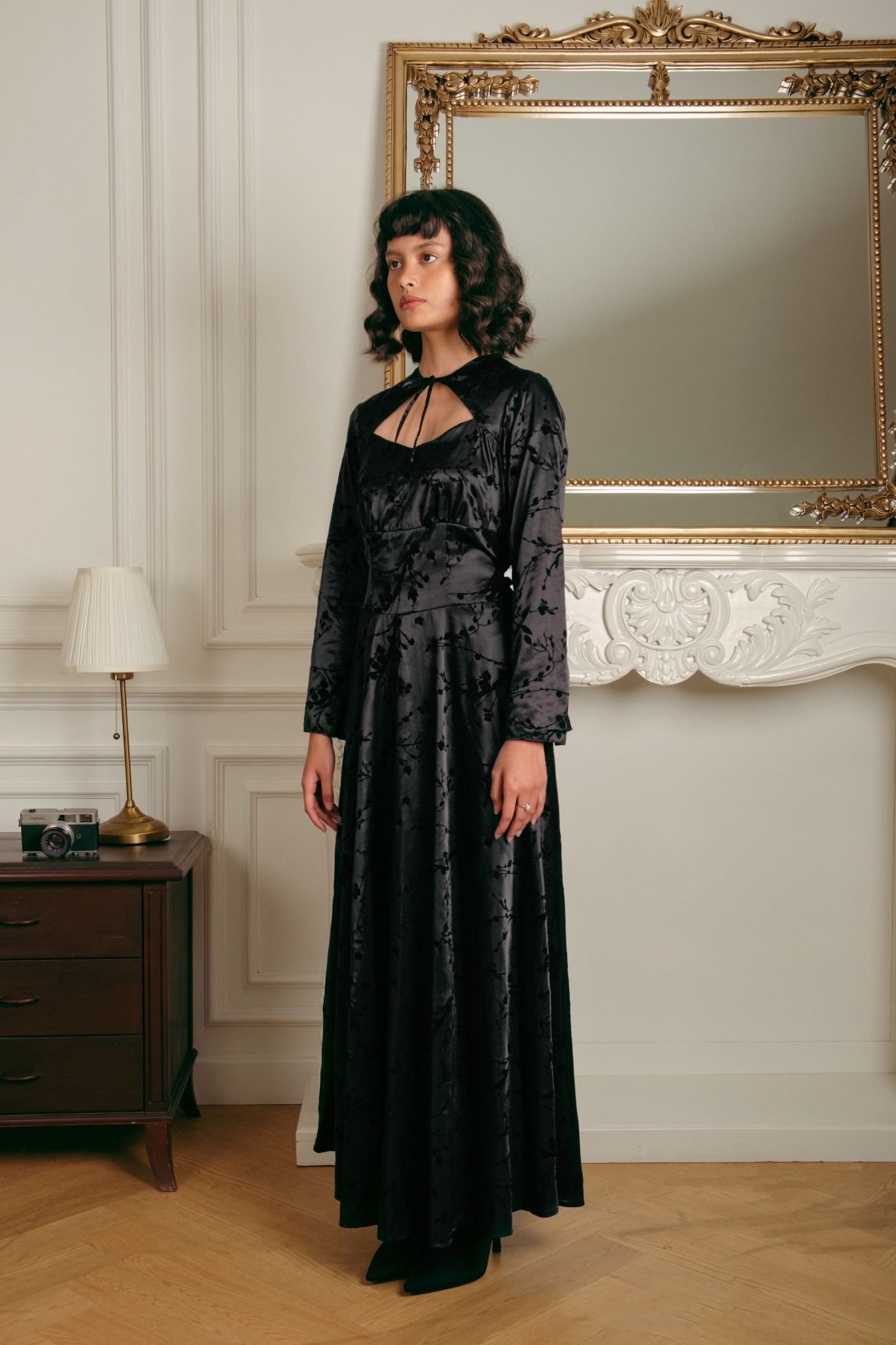 Morticia Dress in Black