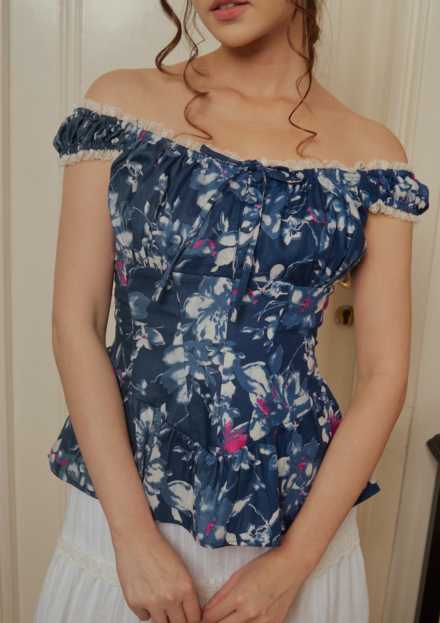 Anastasia Blouse in Navy Floral