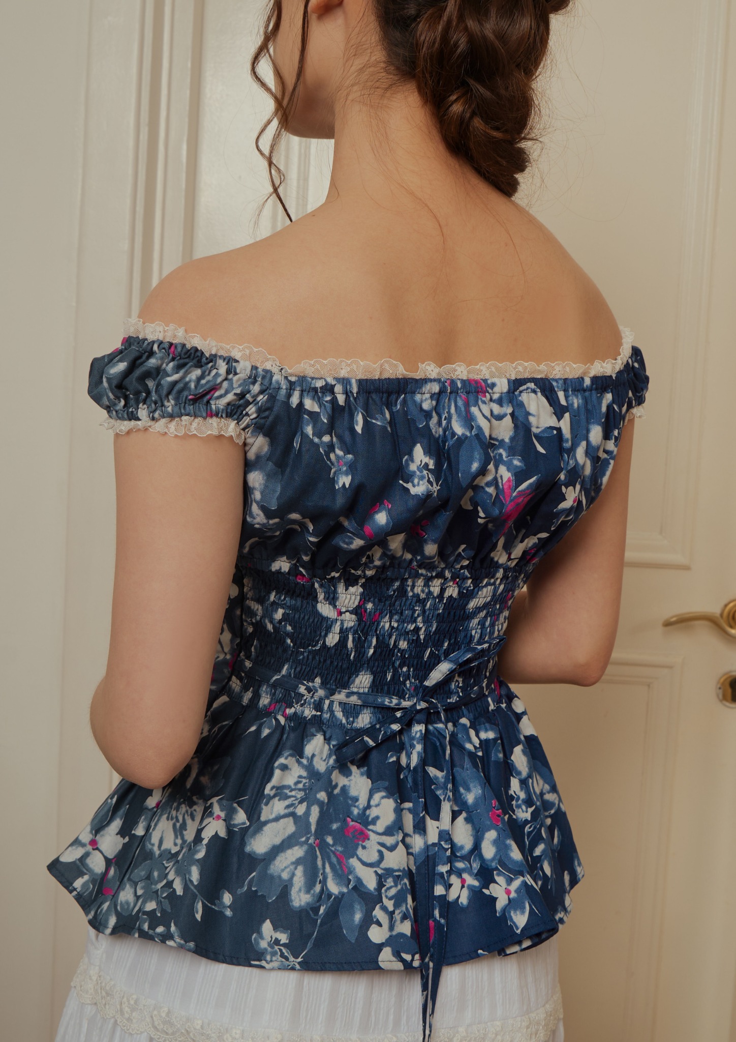 Anastasia Blouse in Navy Floral