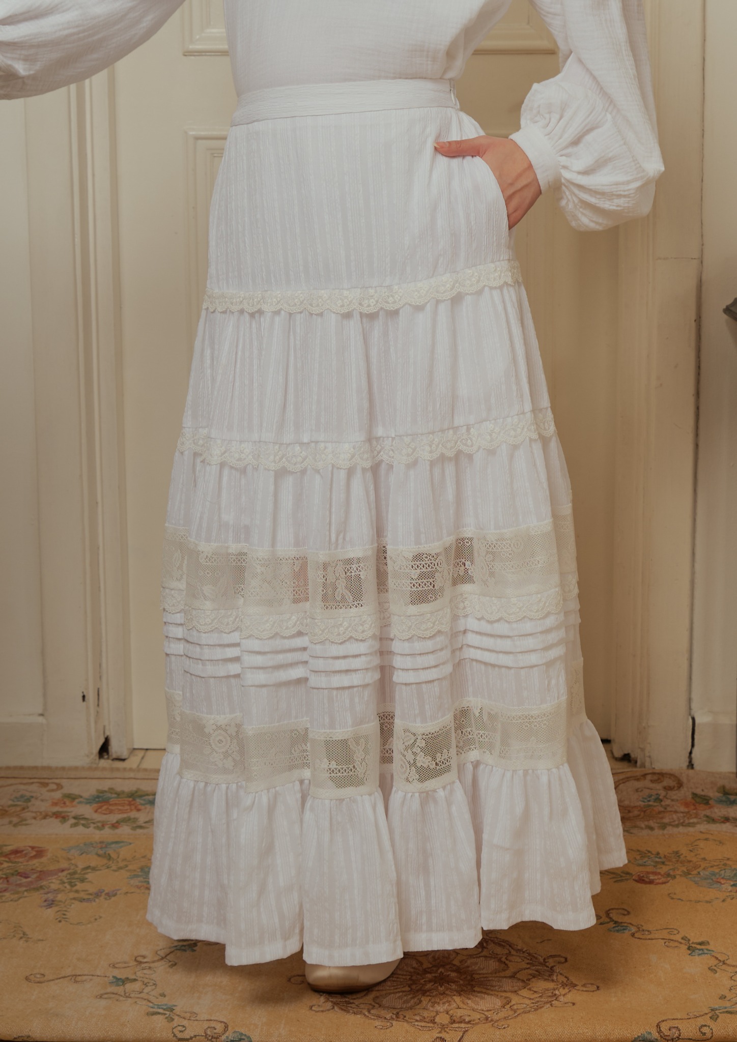 Eleanora Skirt in White