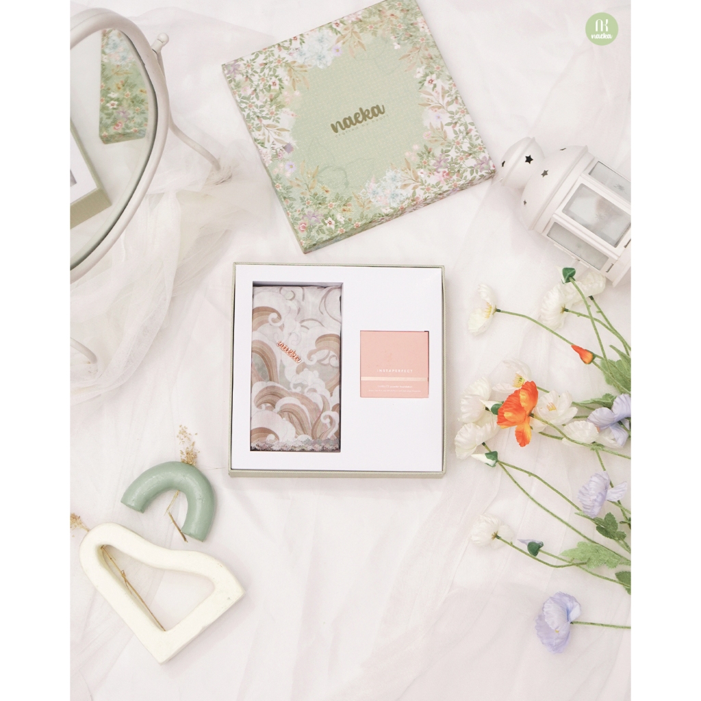 Hampers Naeka x Instaperfect Glowing