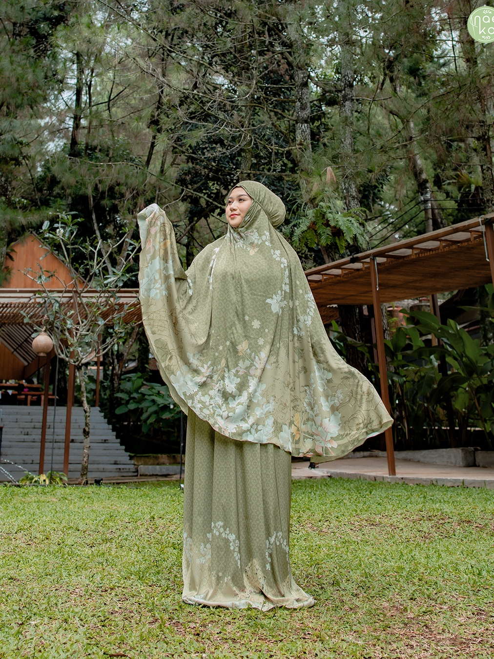 Mukena Poppy Silk Premium Kolaborasi Naeka x Poppy